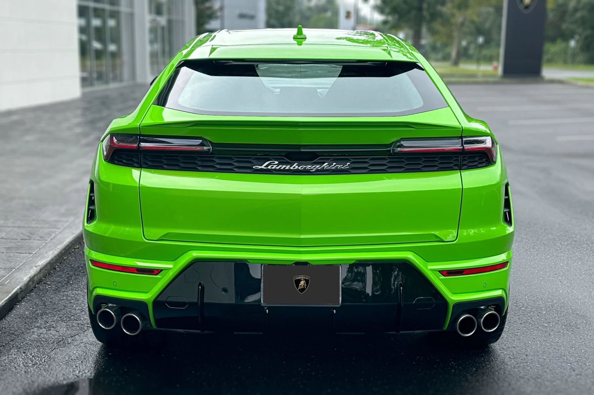 mph019_2696259_New_2026_Lamborghini_Urus_SE_1788785792_a8094a80ed