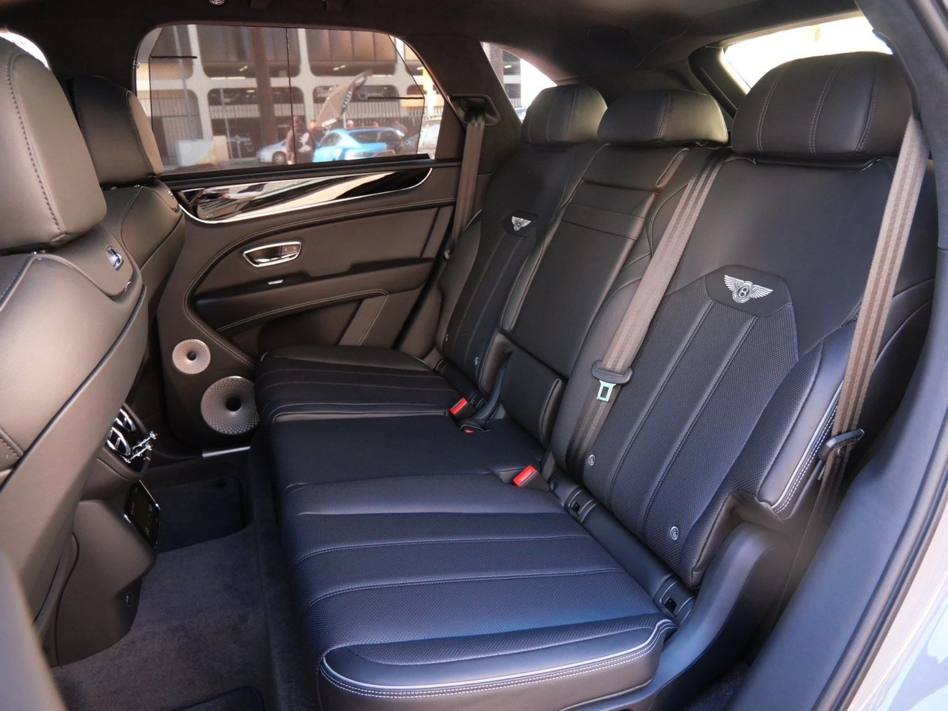 mph019_2700527702_2bc545531b3d6ec7d715f0748ee9f9dbx_e593744afc