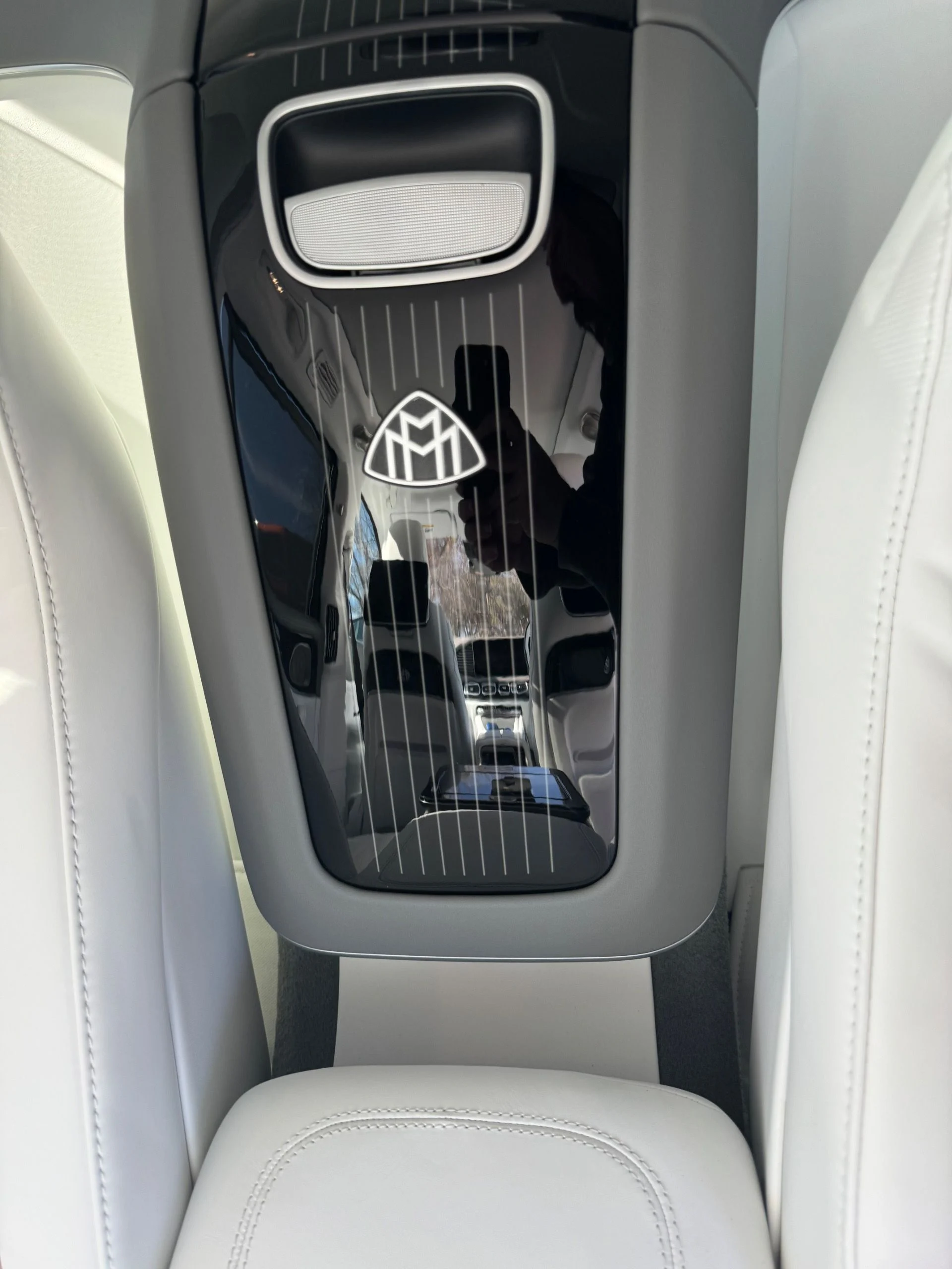 mph019_2702992271_Used_2024_Mercedes_Benz_GLS_Mercedes_Maybach_GLS_600_4_MATIC_1767127109_00866357ed