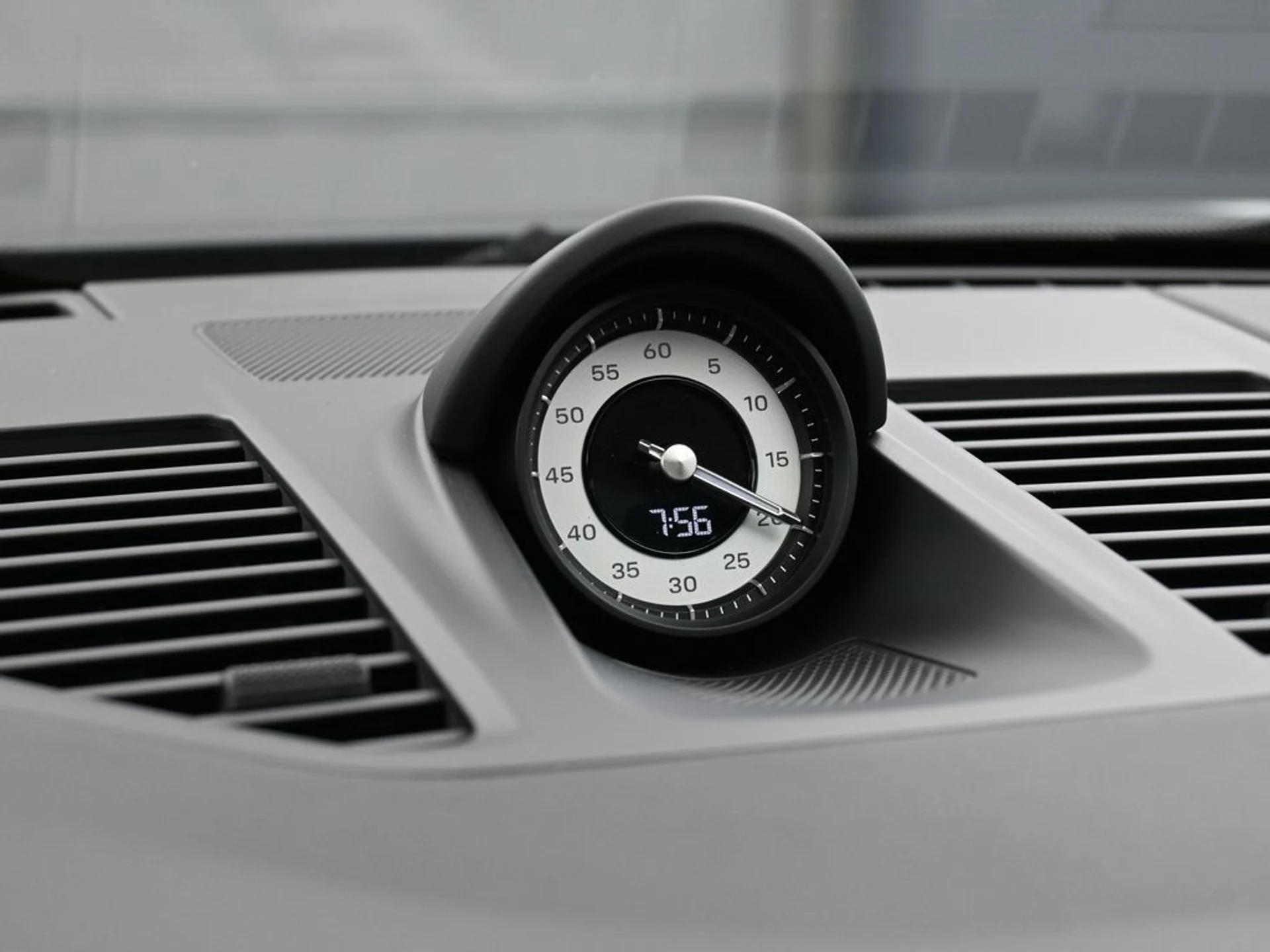 mph019_2703317814_3325ecde_3fc6_4f2f_8e10_84c699842f3b_135a0a7dd5