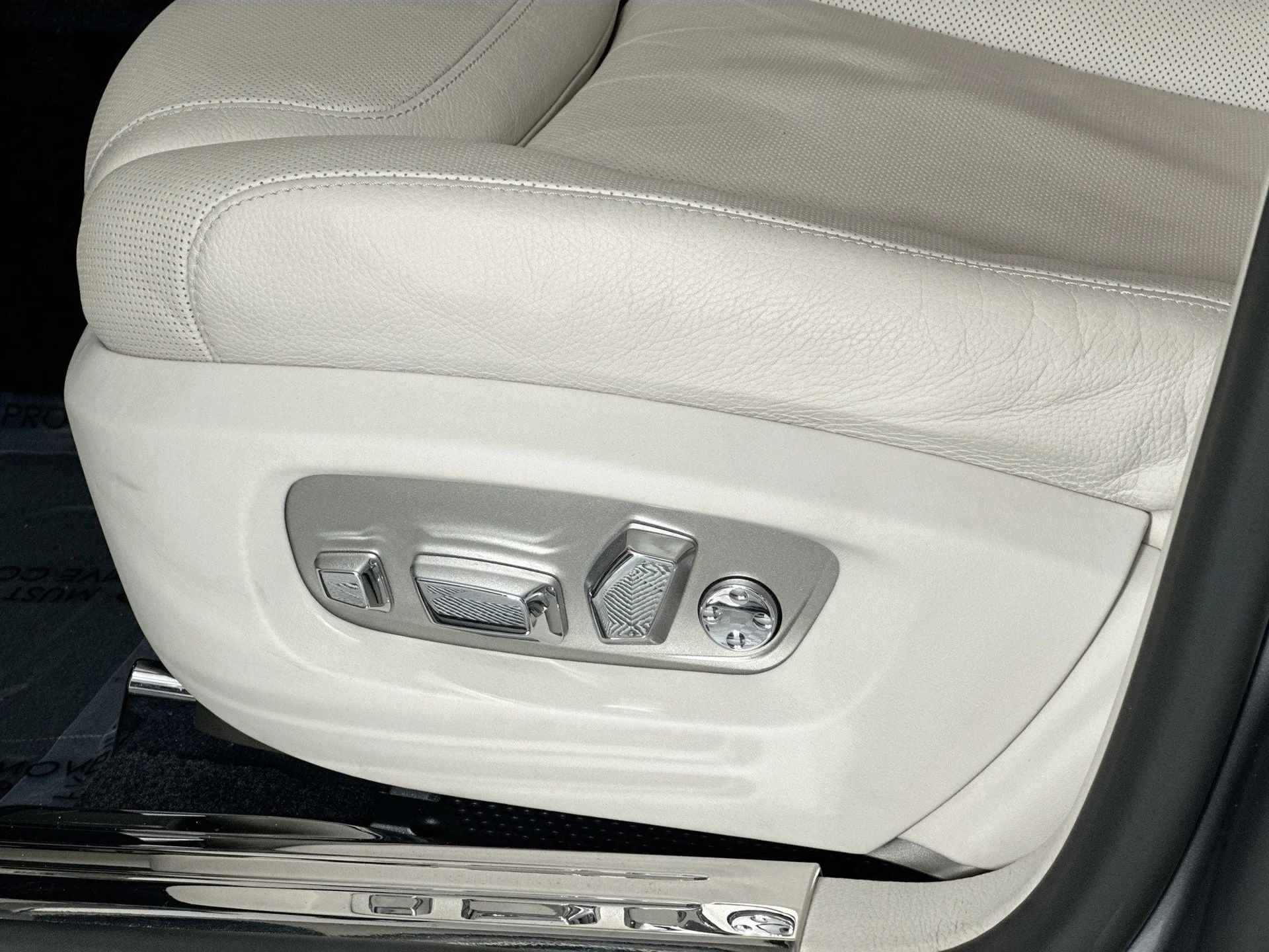 mph019_2705908964_20_fcb0919562