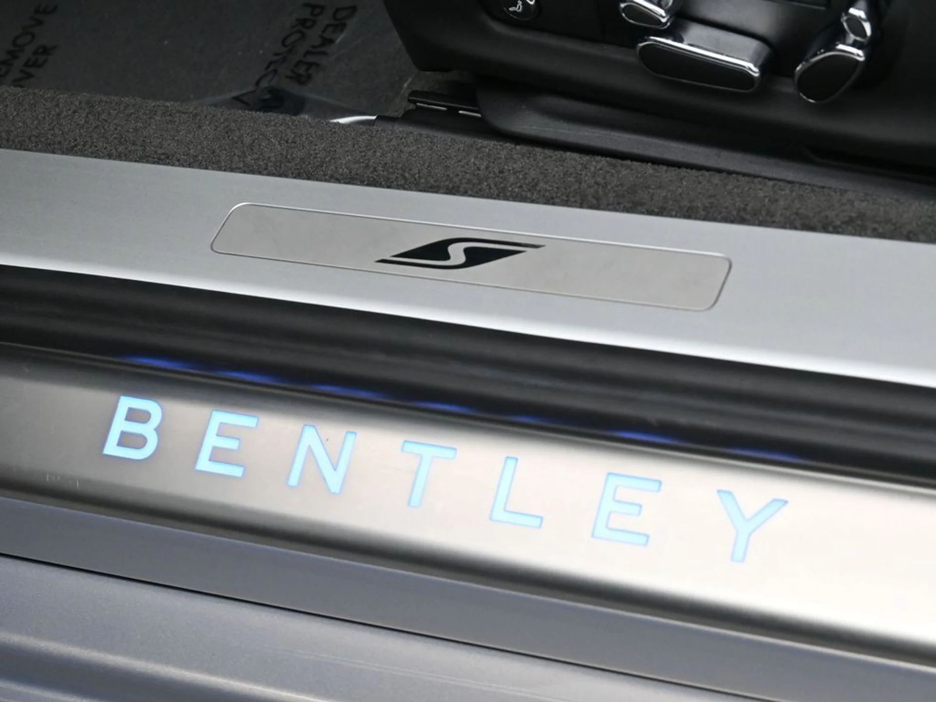 mph019_2707761012_5252e291096ddb9a78f90bb1d900e1a3x_836e318880