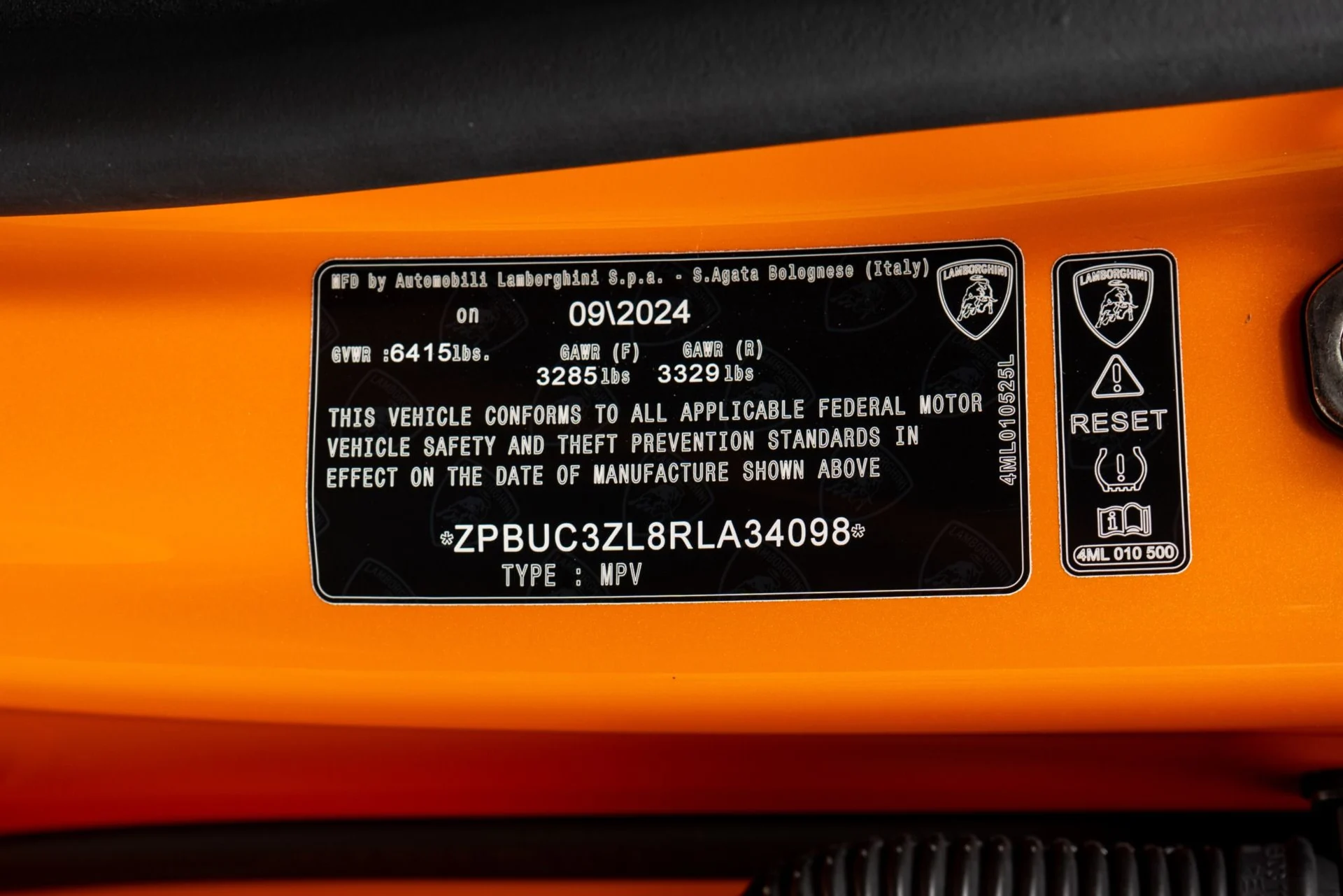 mph019_2710990478_Used_2024_Lamborghini_Urus_Performante_1779475320_7e3e2c8f8a