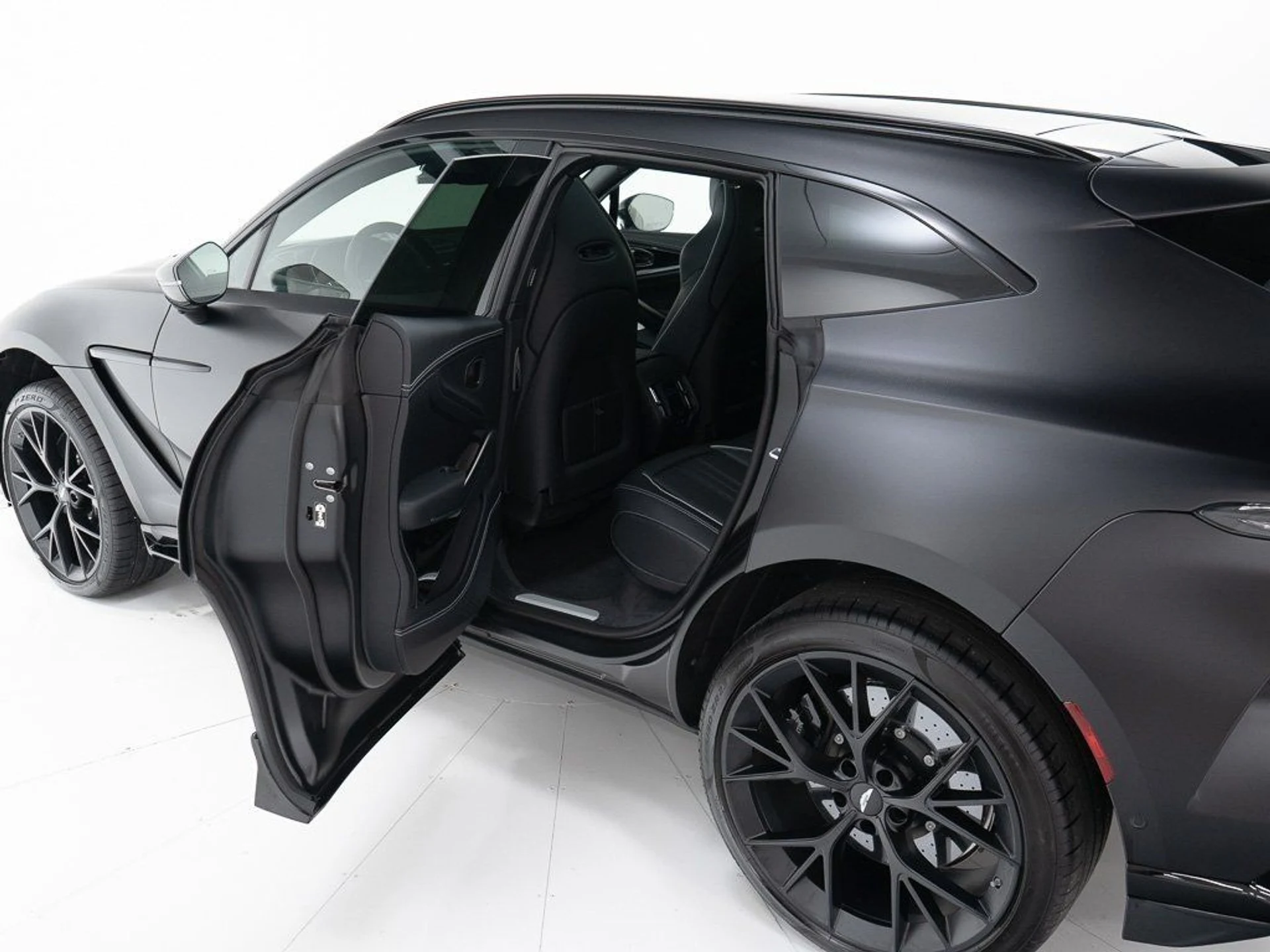 mph019_2717276914_083ccbc336f84c9497b4a84f1ba25982_156b572d5c