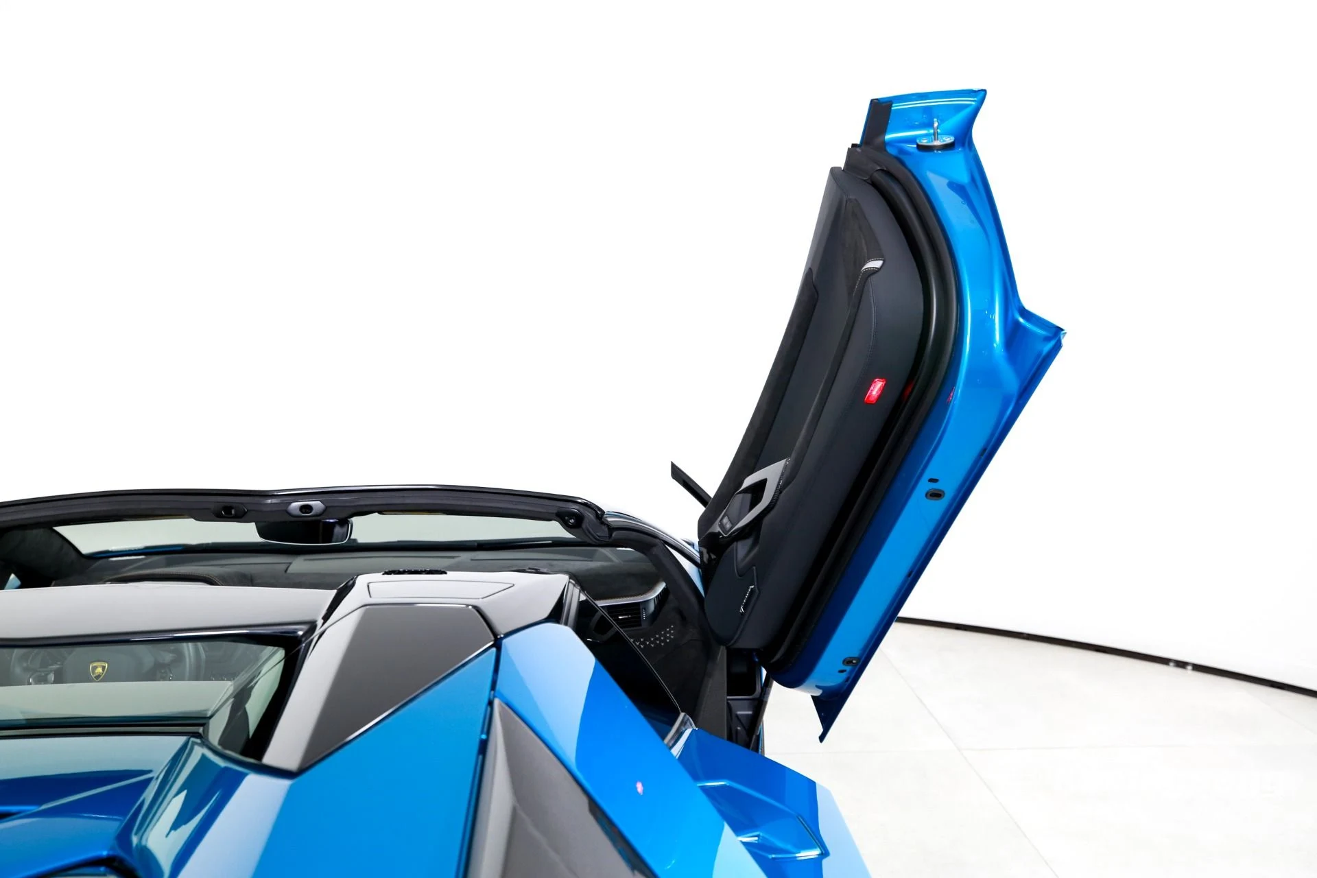 mph019_2720677725_Used_2022_Lamborghini_Aventador_LP_780_4_Ultimae_1774640030_6484b41fa5