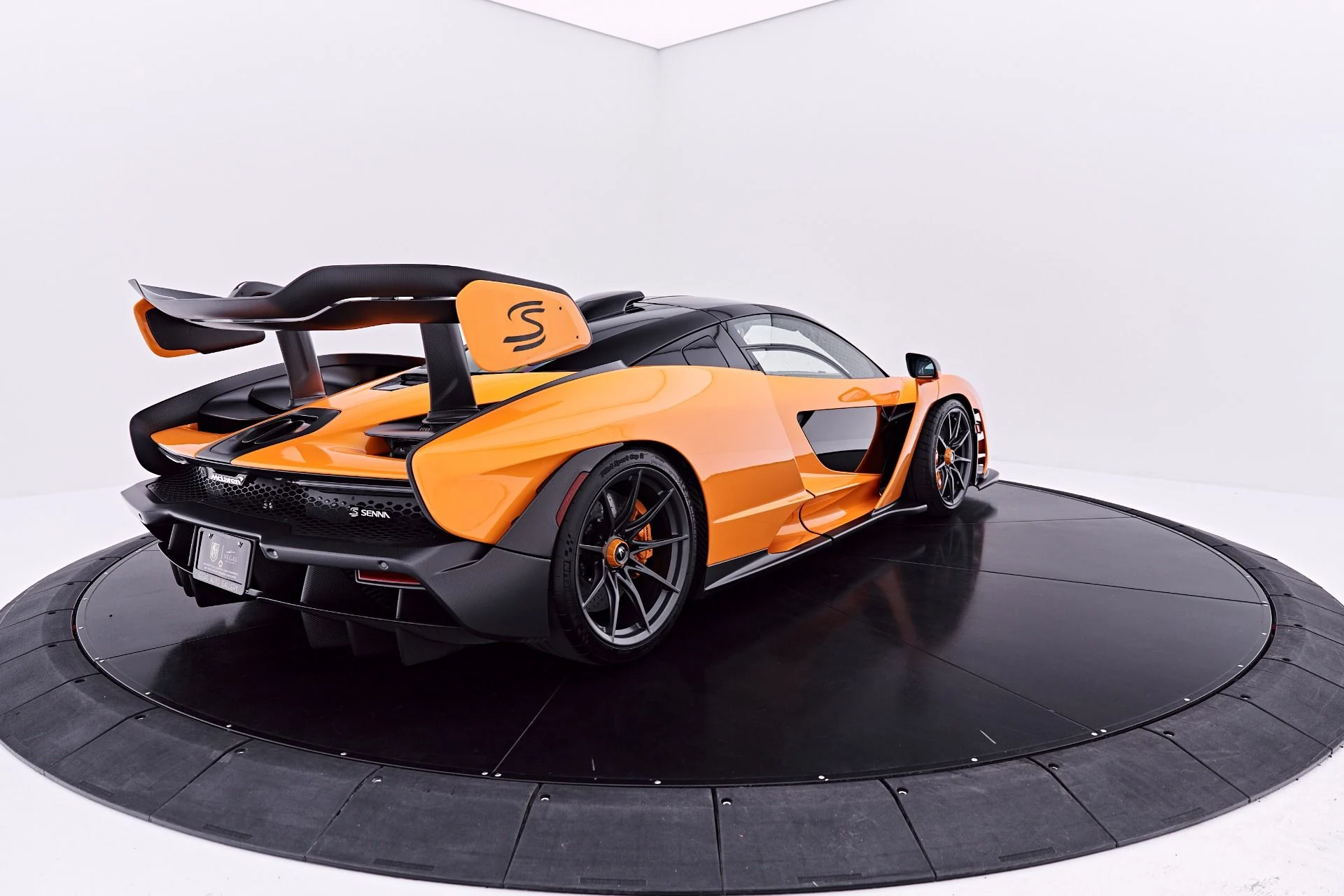 mph019_2721551361_Used_2019_Mc_Laren_Senna_1783960703_f945eb8662