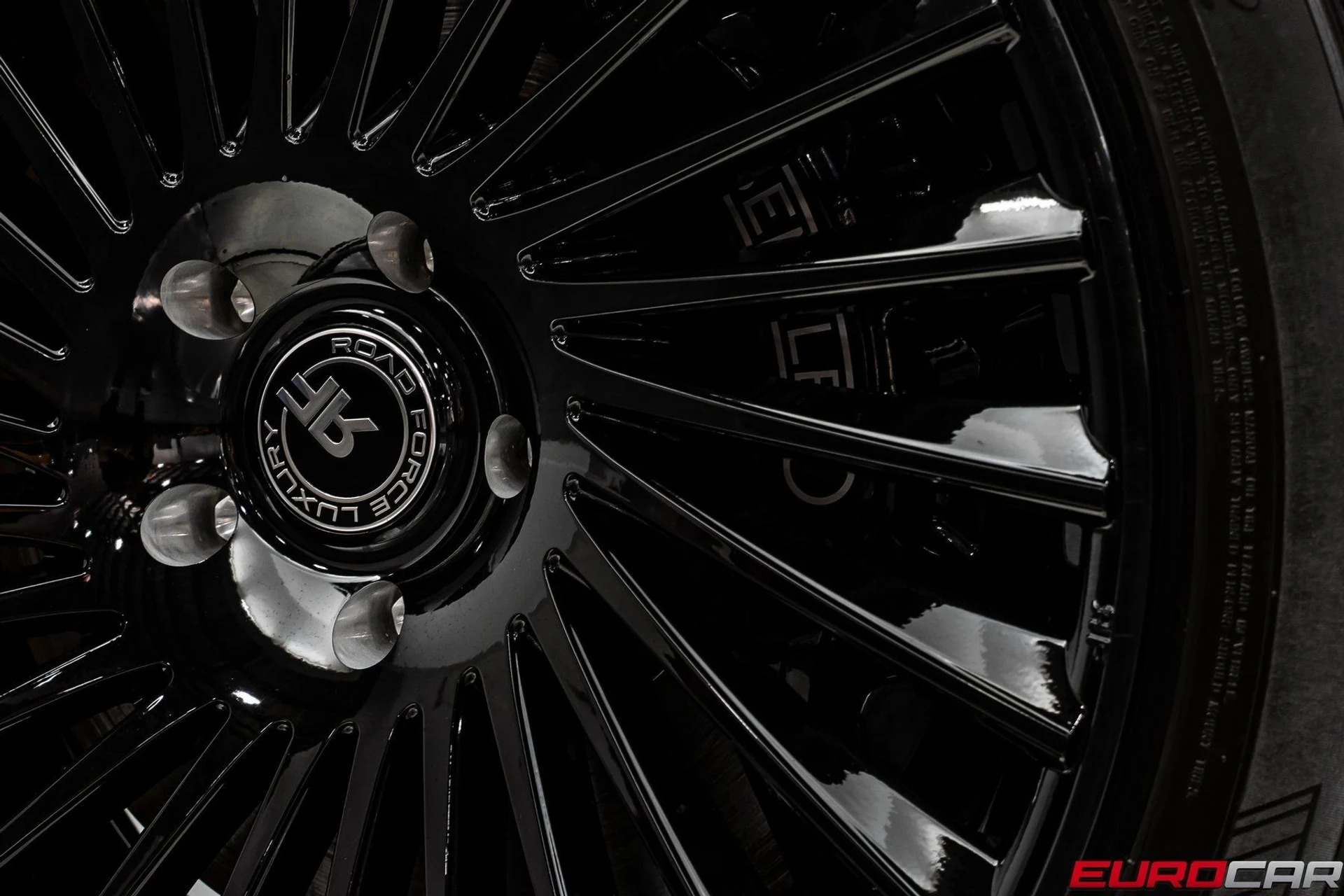 mph019_2722022283_image_20_fc4d8f4e26