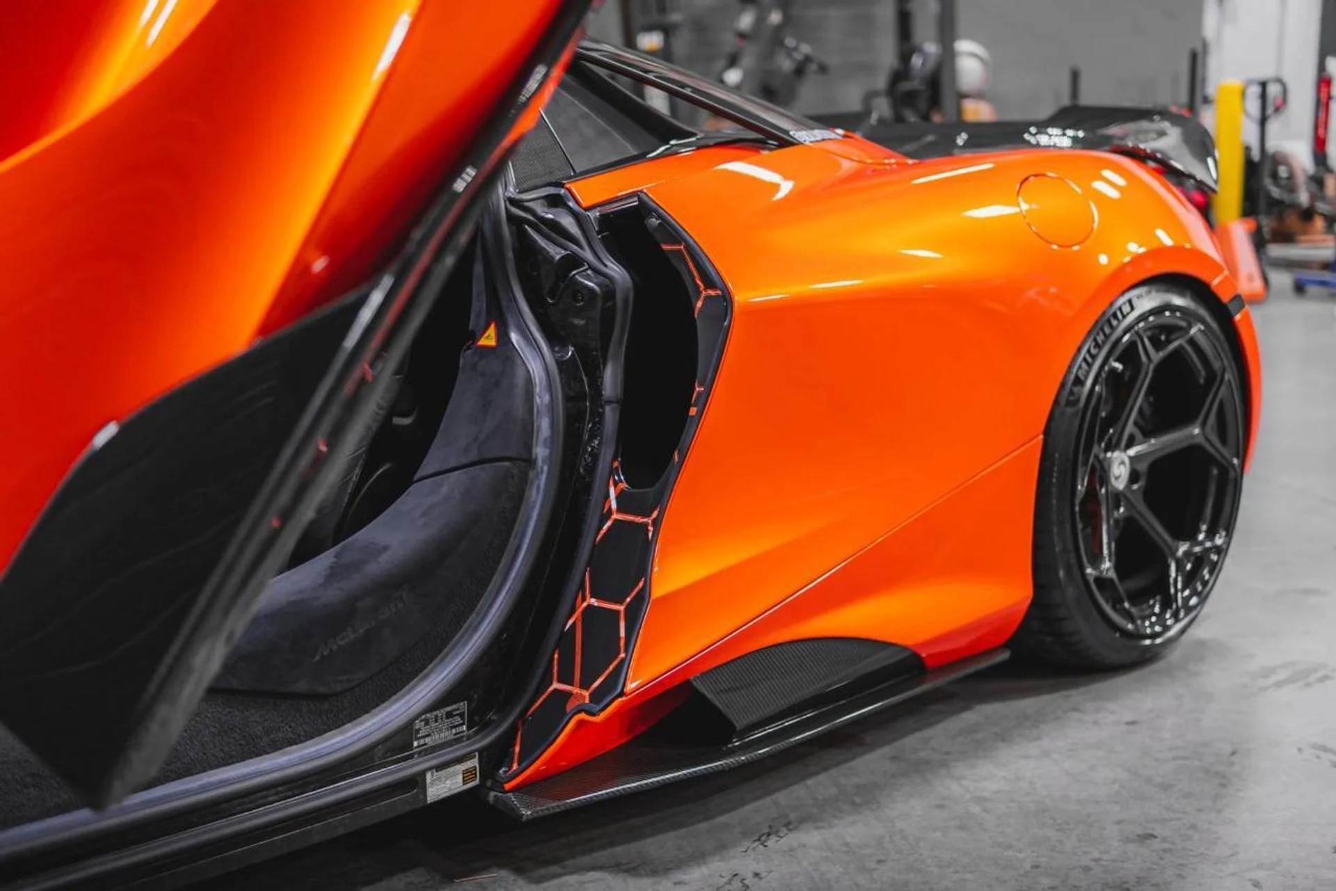 mph019_2722256912_bf9e40ab907e0bc6d2b95702d759fff4_bde15c1c7a