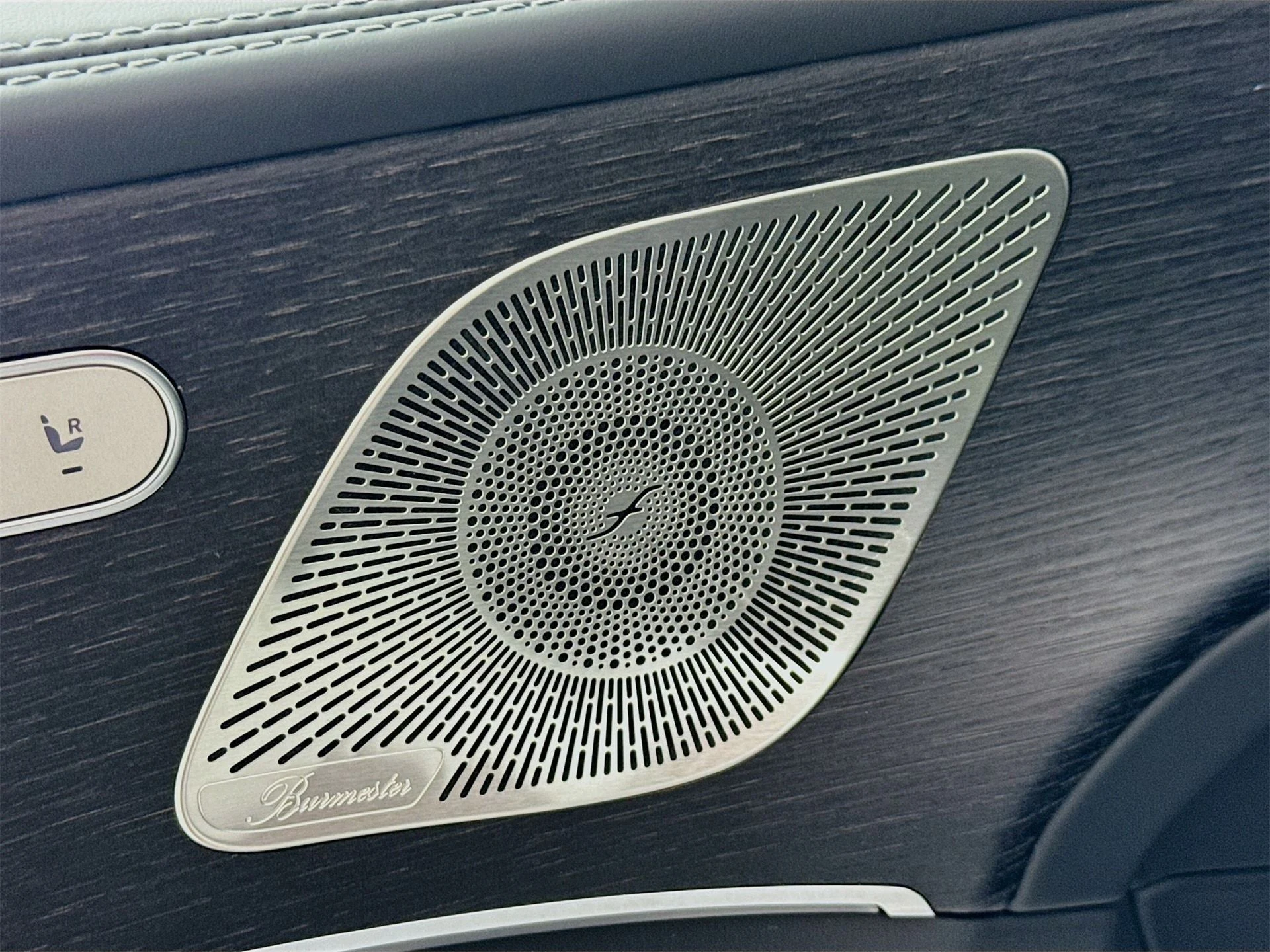 mph019_2724280998_88f344210dcd7cf687e8d0283140499bx_cf45122f0b