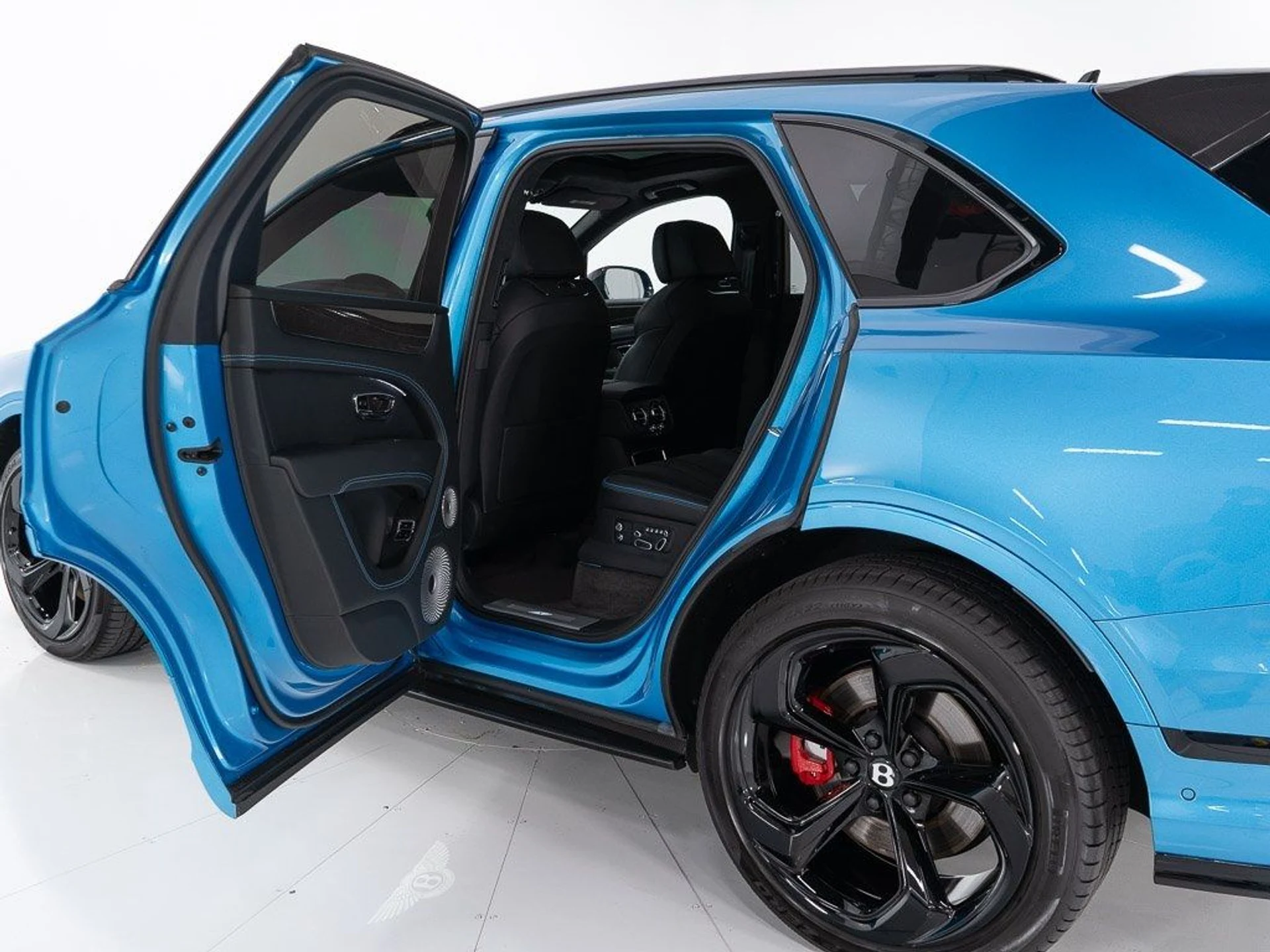 mph019_2725434167_e2db0caf6de6e4c23f2e1a7180686500_4cdfe97154