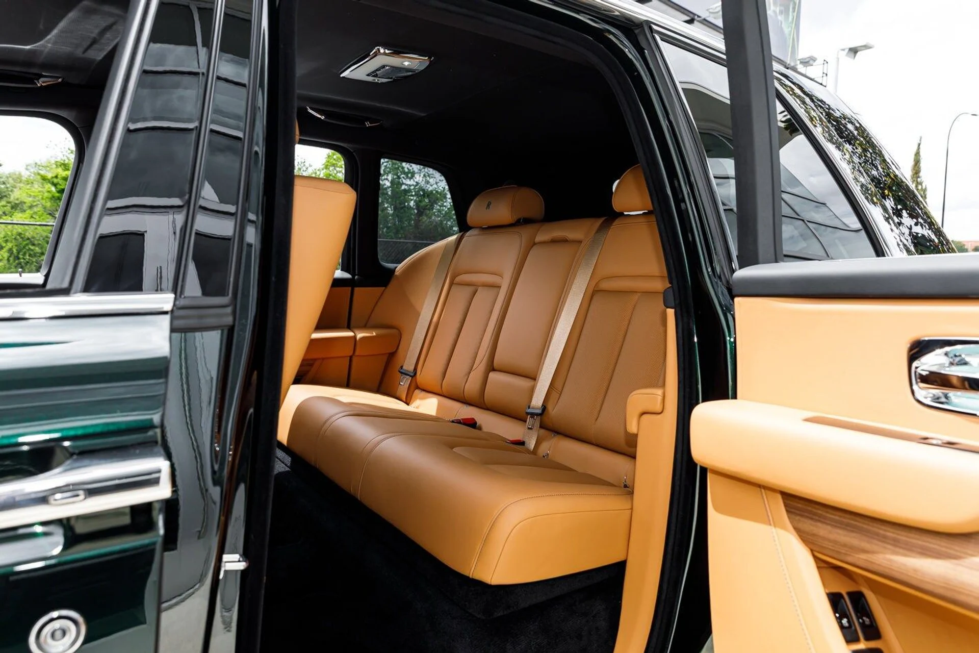 mph019_2726245554_65b4396e09e4bc1a0719192729816f3dx_0000a0d8b5