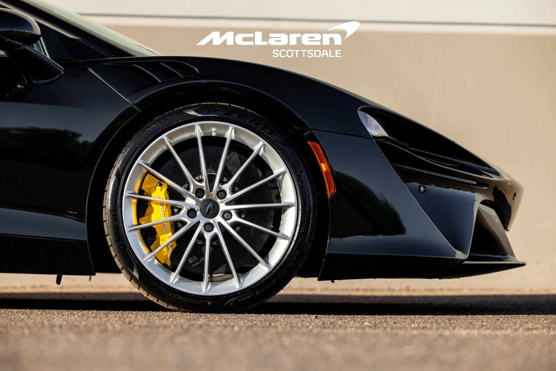 mph019_2733033185_Used_2025_MCLAREN_ARTURA_Performance_1729876898_b2da63c19c