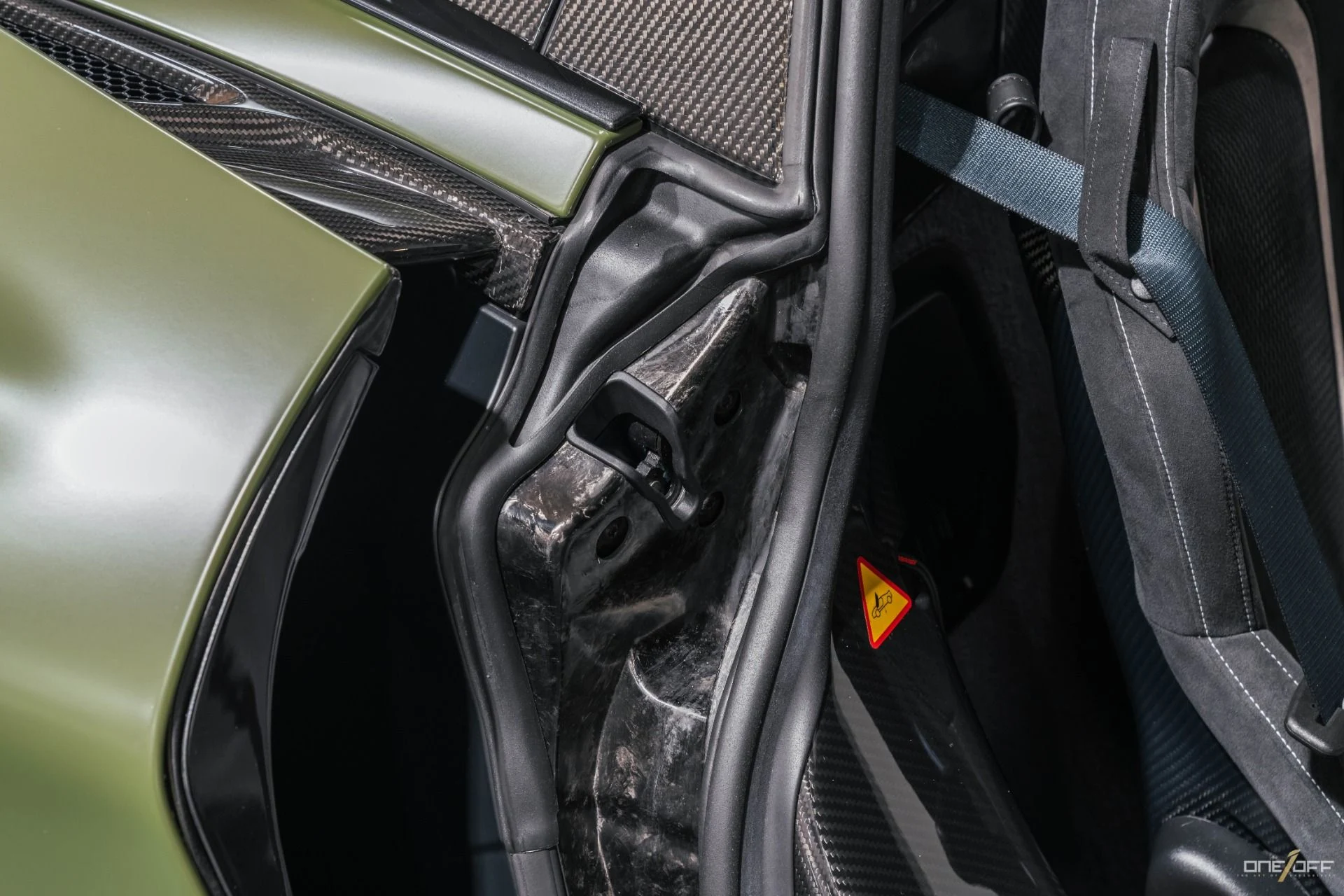 mph019_2734011619_Used_2022_Mc_Laren_765_LT_Spider_MSO_27000_MATTE_URBAN_GREEN_PAINT_570000_MSRP_HRE_UPGRADES_1765304765_88d1cc0360