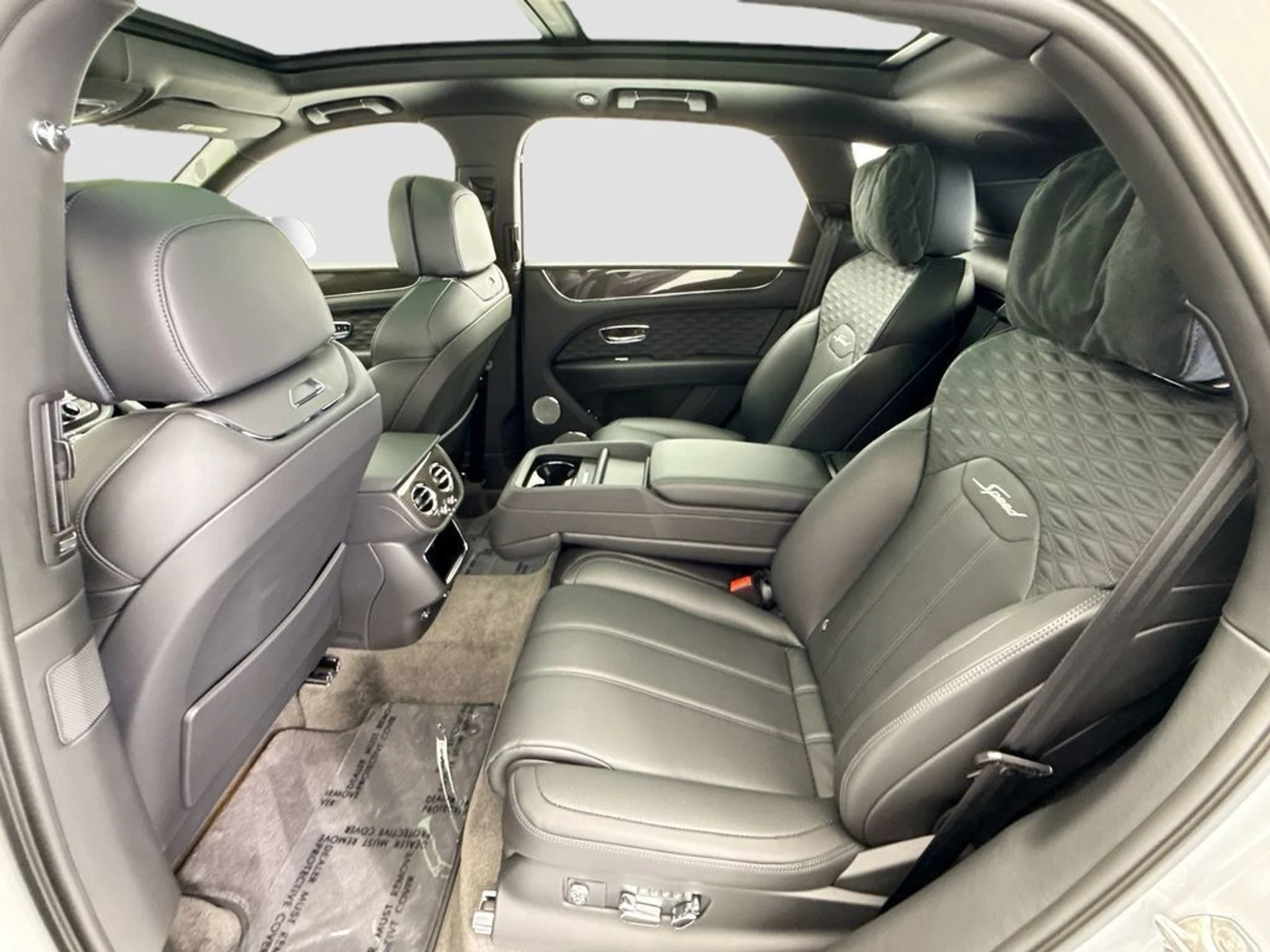 mph019_2736515454_new_2026_bentley_bentayga_8119_23011289_20_1024_8a3ba59024