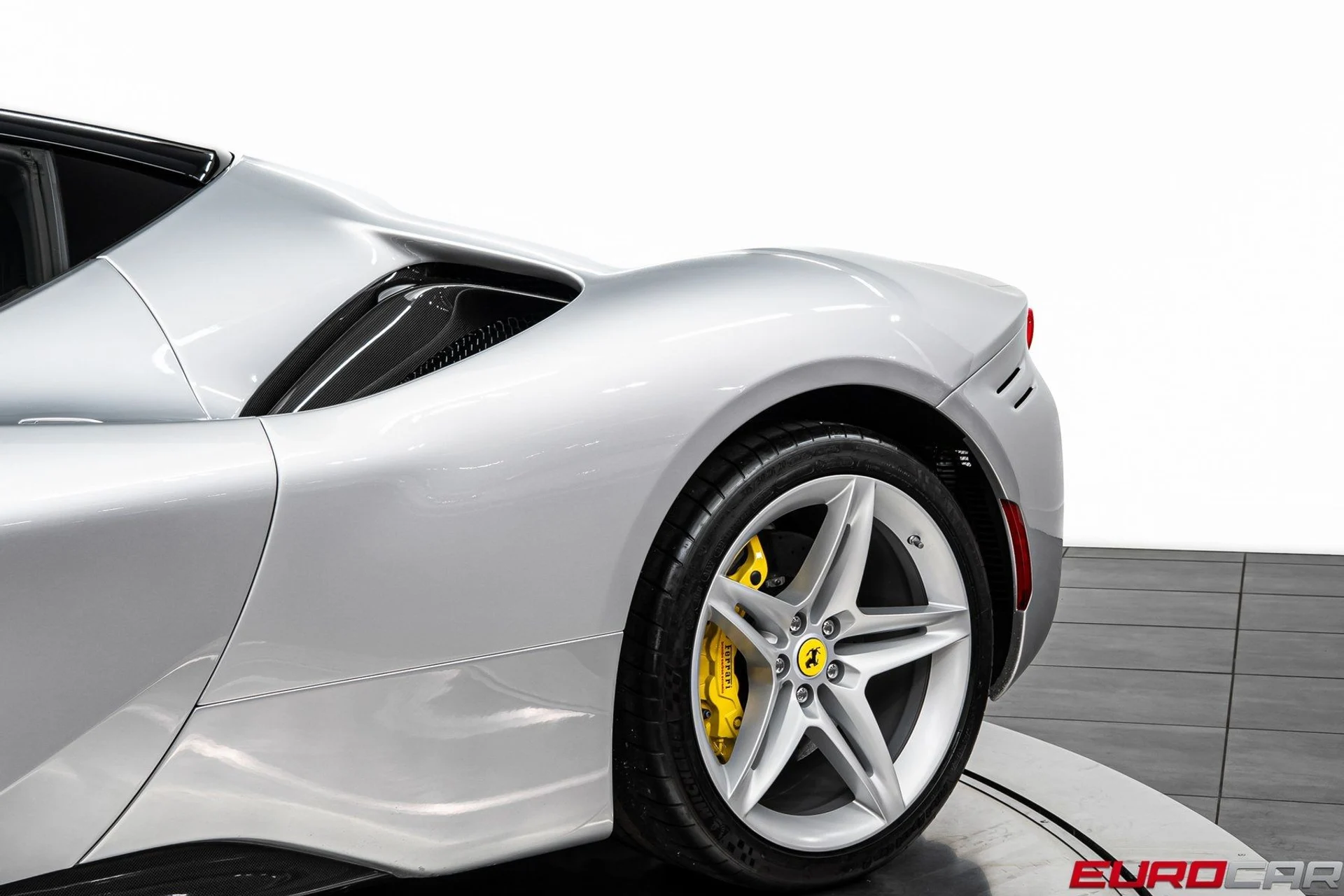 mph019_2736668856_image_20_35b5a5502e