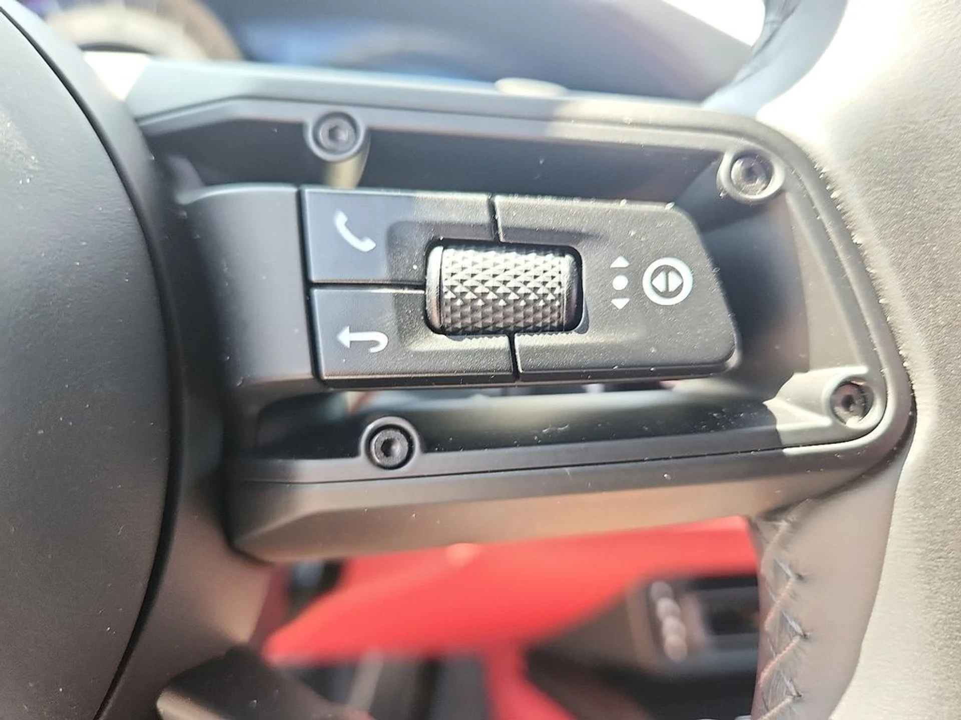 mph019_2739779471_2392e682ca4b1c11cd4c09557d1f3155x_e0b27e3df6