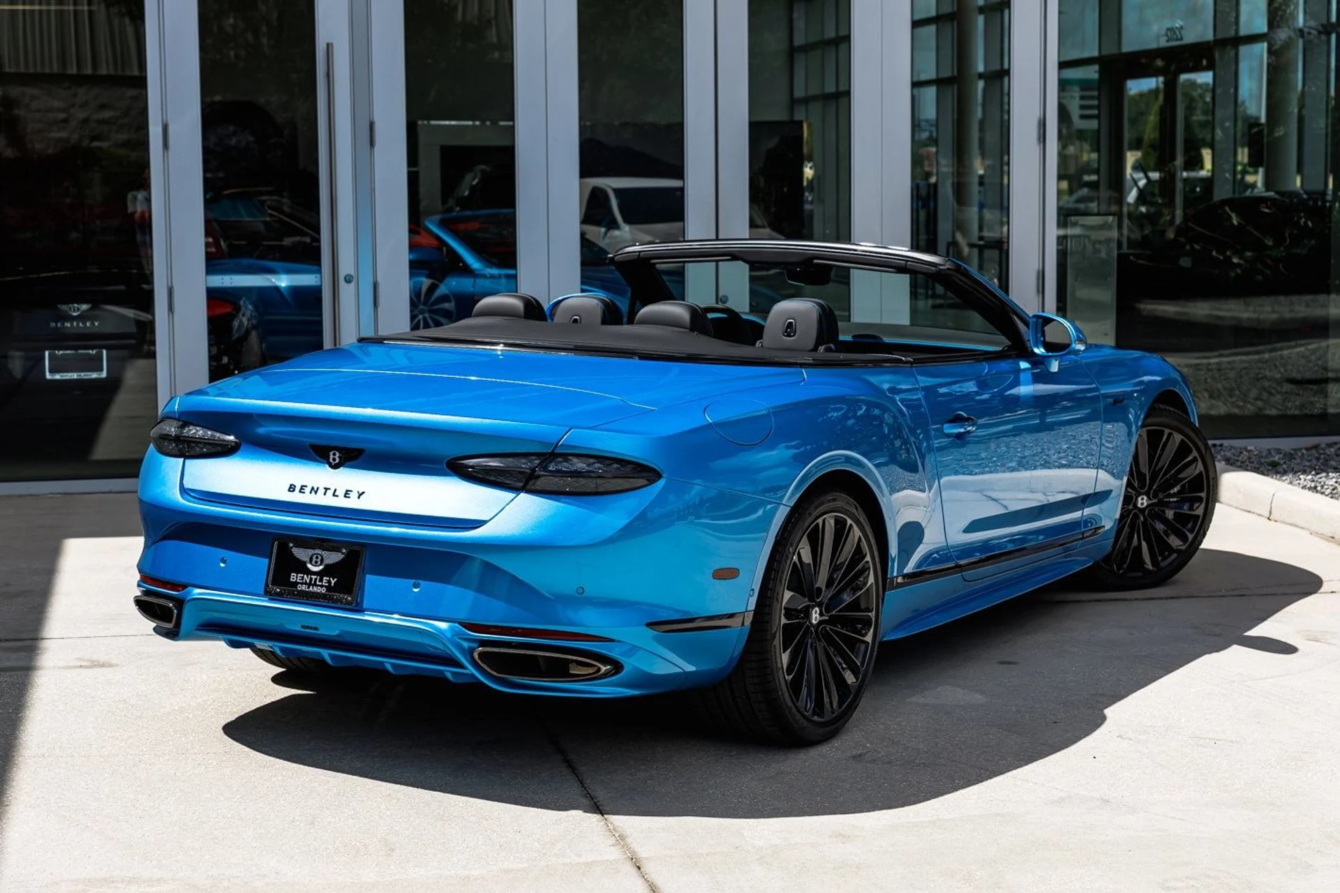 mph019_2743093397_ee40beb5335eea7b1c06a92bdb7b7ec9x_cb4d3d05f7