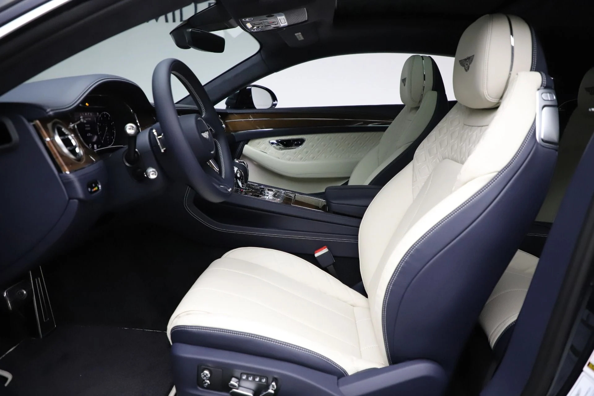 mph019_2752954115_Used_2021_Bentley_Continental_GT_V8_b4a27c894a