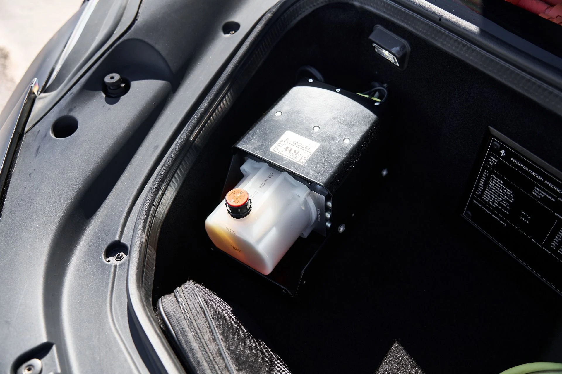 mph019_2761114162_Used_2022_Ferrari_SF_90_Stradale_Base_1760226982_6e3a23a571