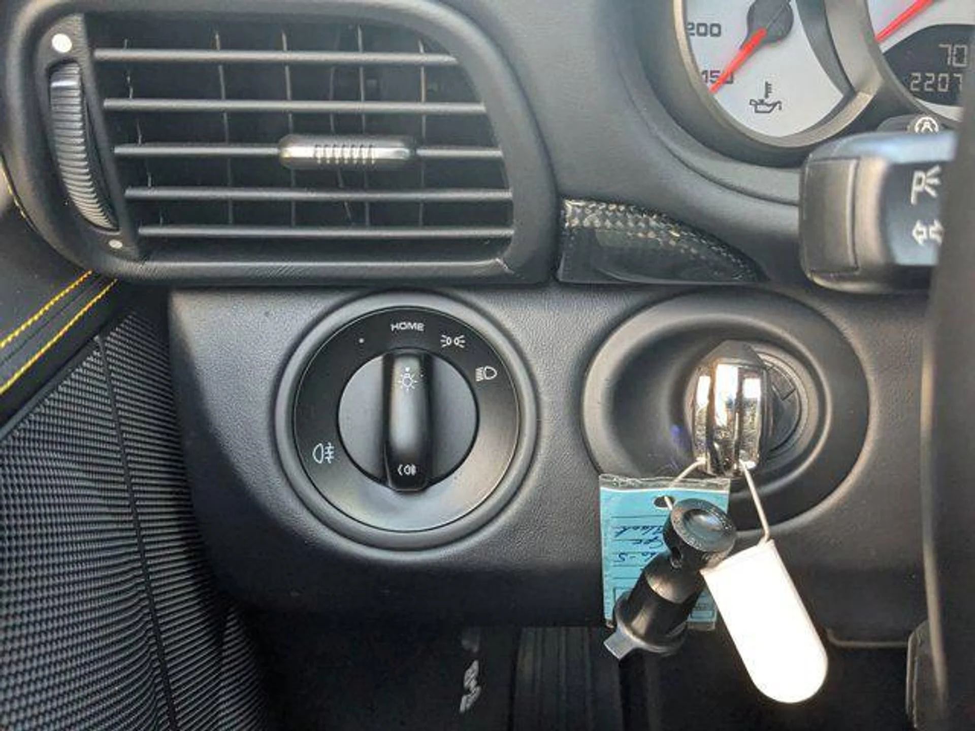 mph019_2764139081_yun_SU_8lg_K_Nyda7ur8_MW_Ukl_Okn_Ic_68d30148ac