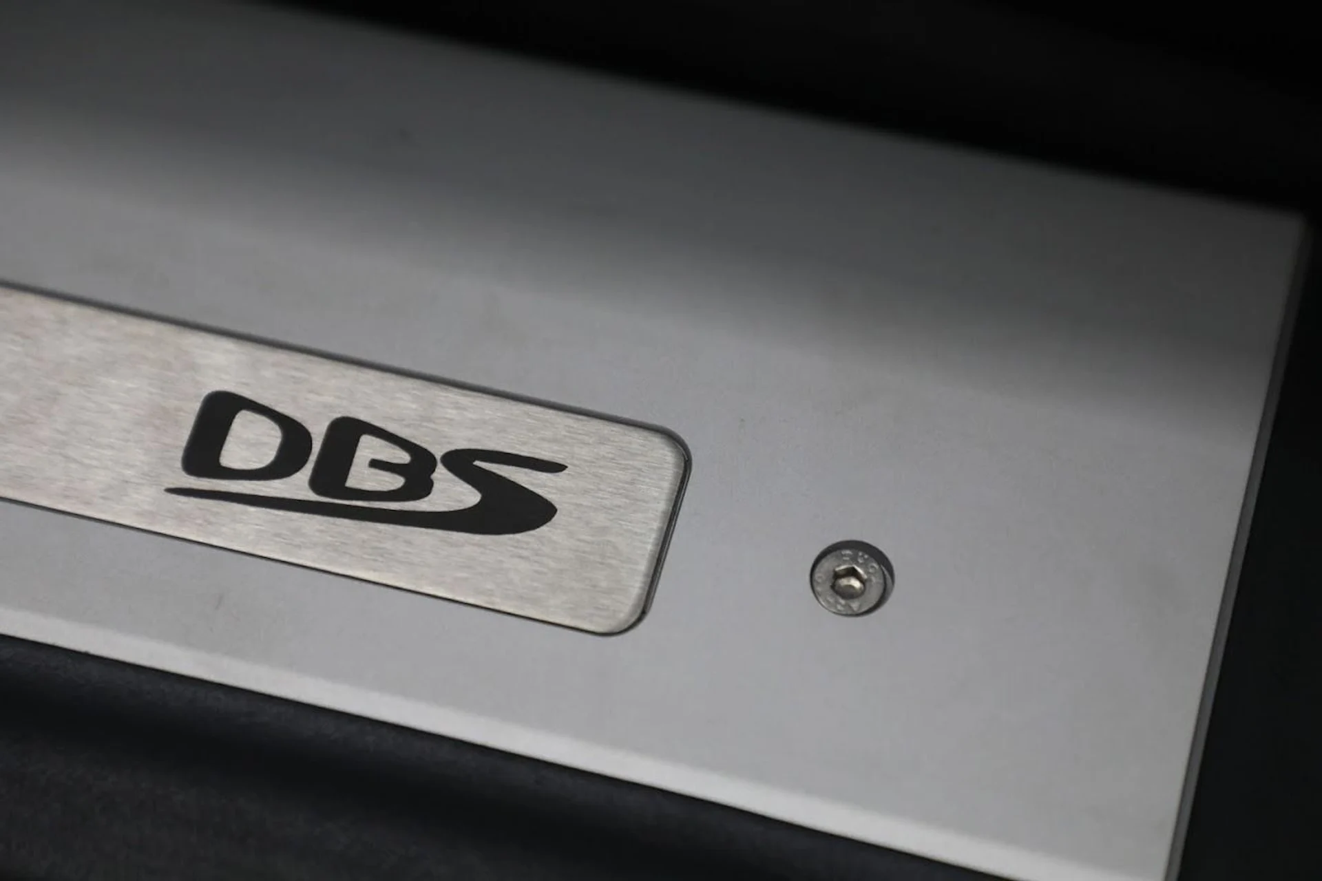 mph019_2765853743_Used_2019_Aston_Martin_DBS_Superleggera_1688394544_d31a22c24a
