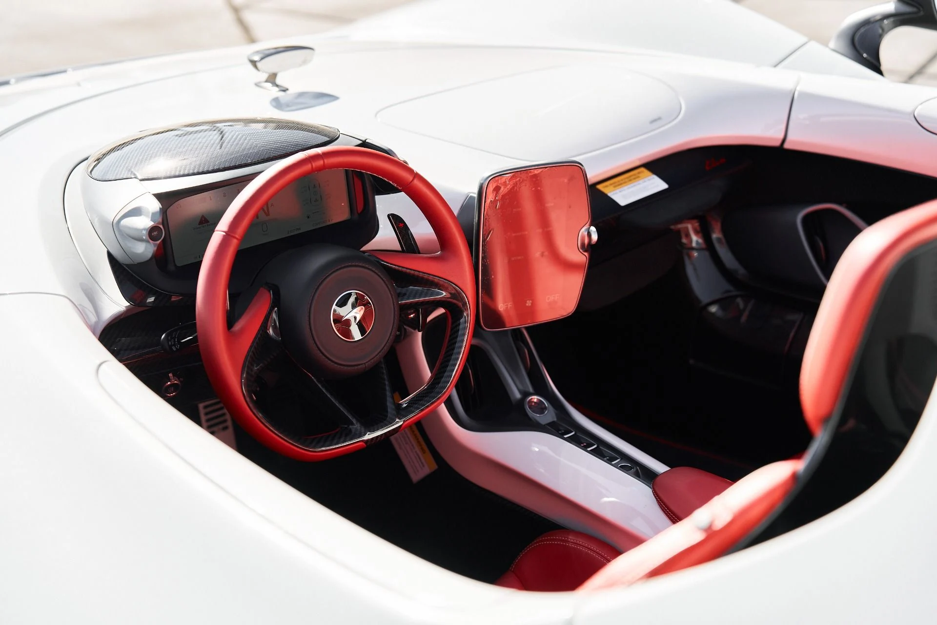 mph019_2770212747_Used_2021_Mc_Laren_Elva_1762815288_77bf151613