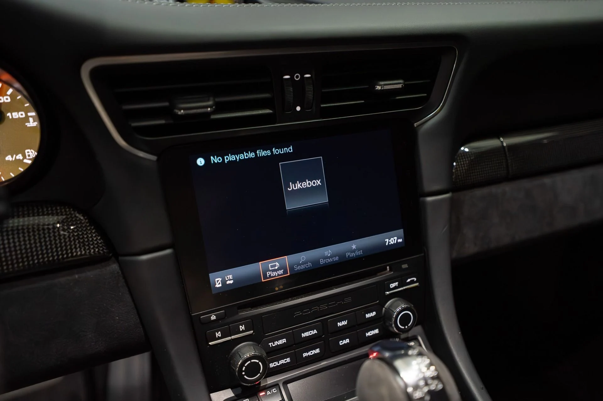 mph019_2773703305_11863_p20_l_eb71e013cf