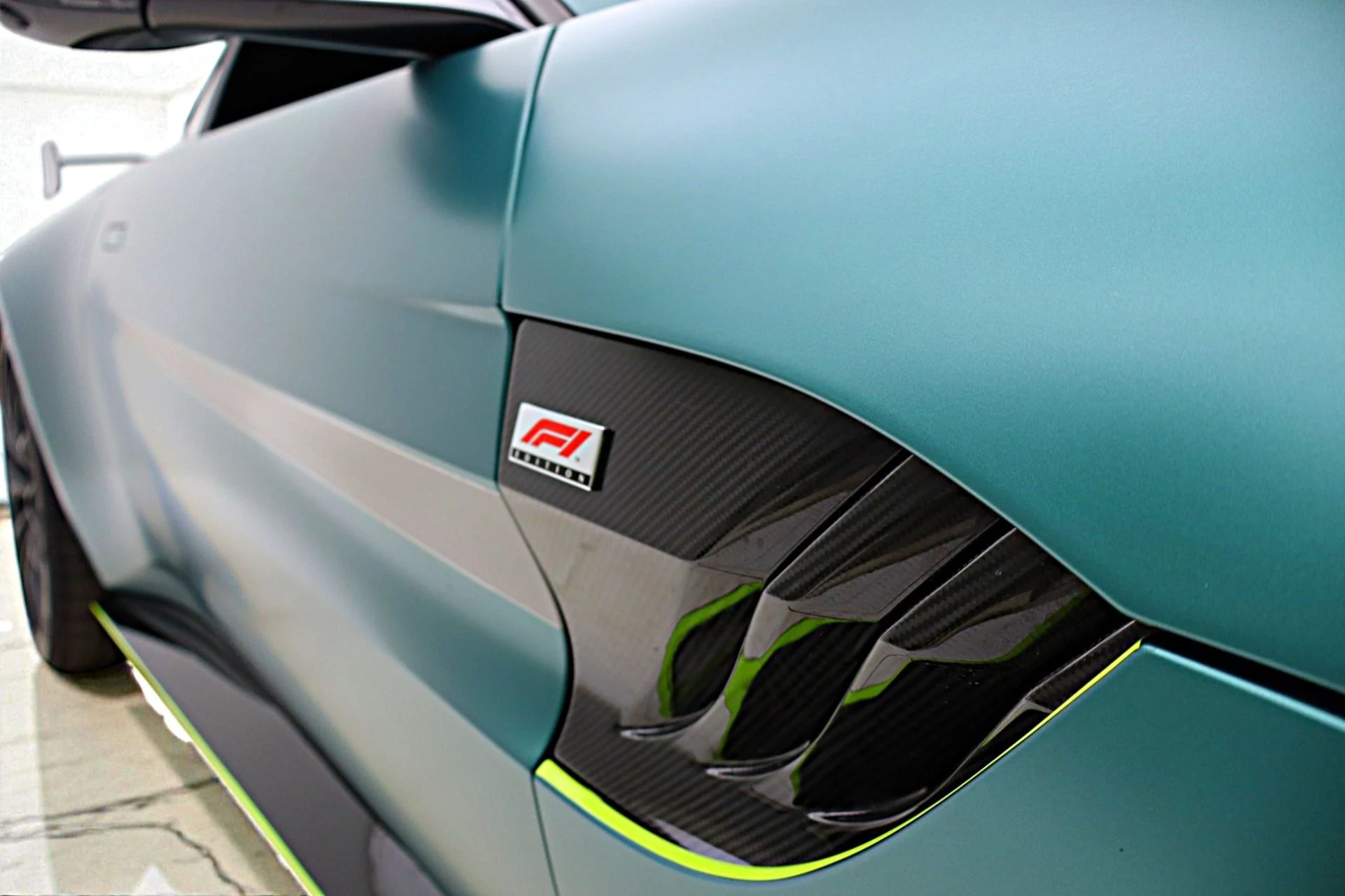 mph019_2780582409_Used_2023_Aston_Martin_Vantage_F1_EDITION_b33534acc4