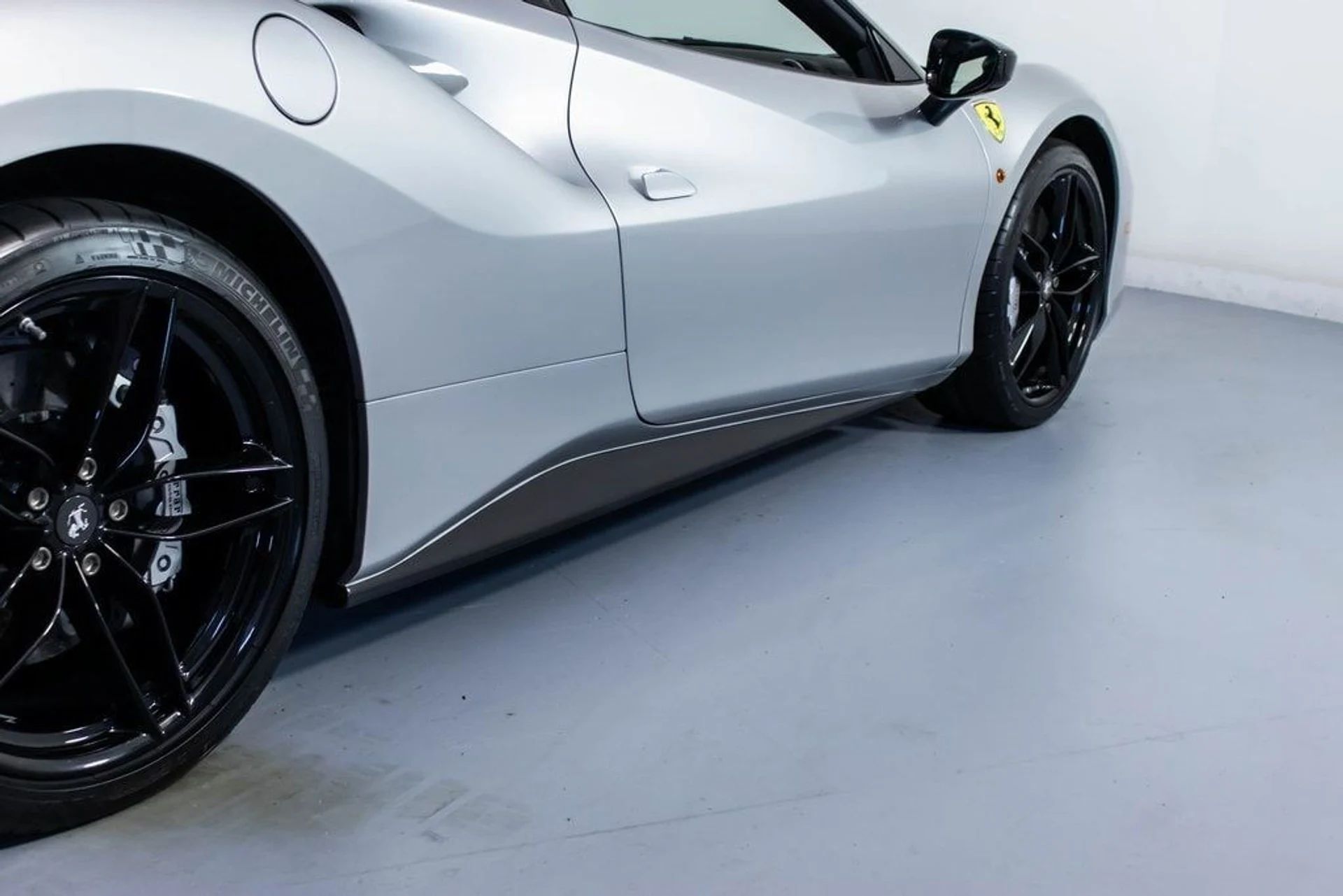 mph019_2780800140_bbb3ea7c2fe35e7aea3f44931692c409x_623ce8c569