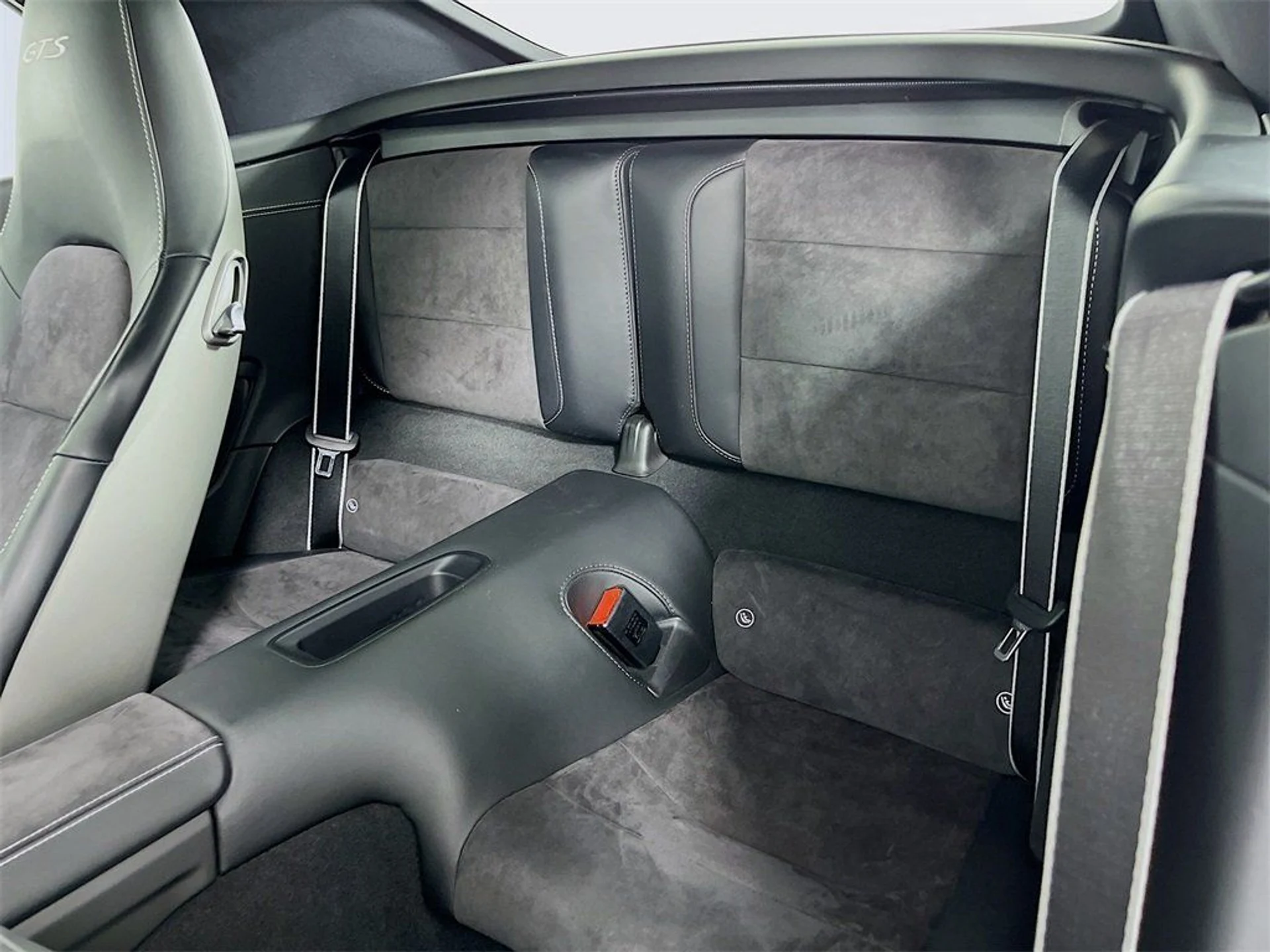 mph019_2791887807_5ee3d4d3d44c97bb51940ca035ccead8_f198a63693