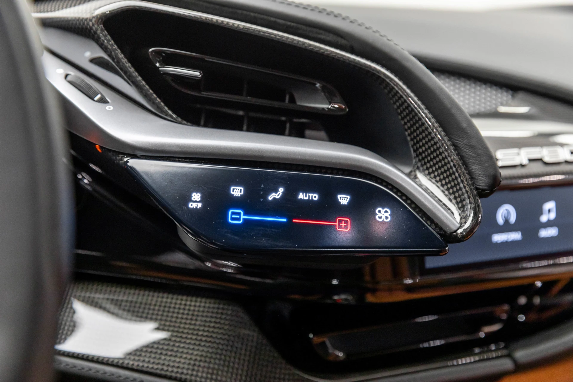 mph019_2793621250_49bf712567b34d3bbfd4ca01cc11e4fc_3209bc7a07