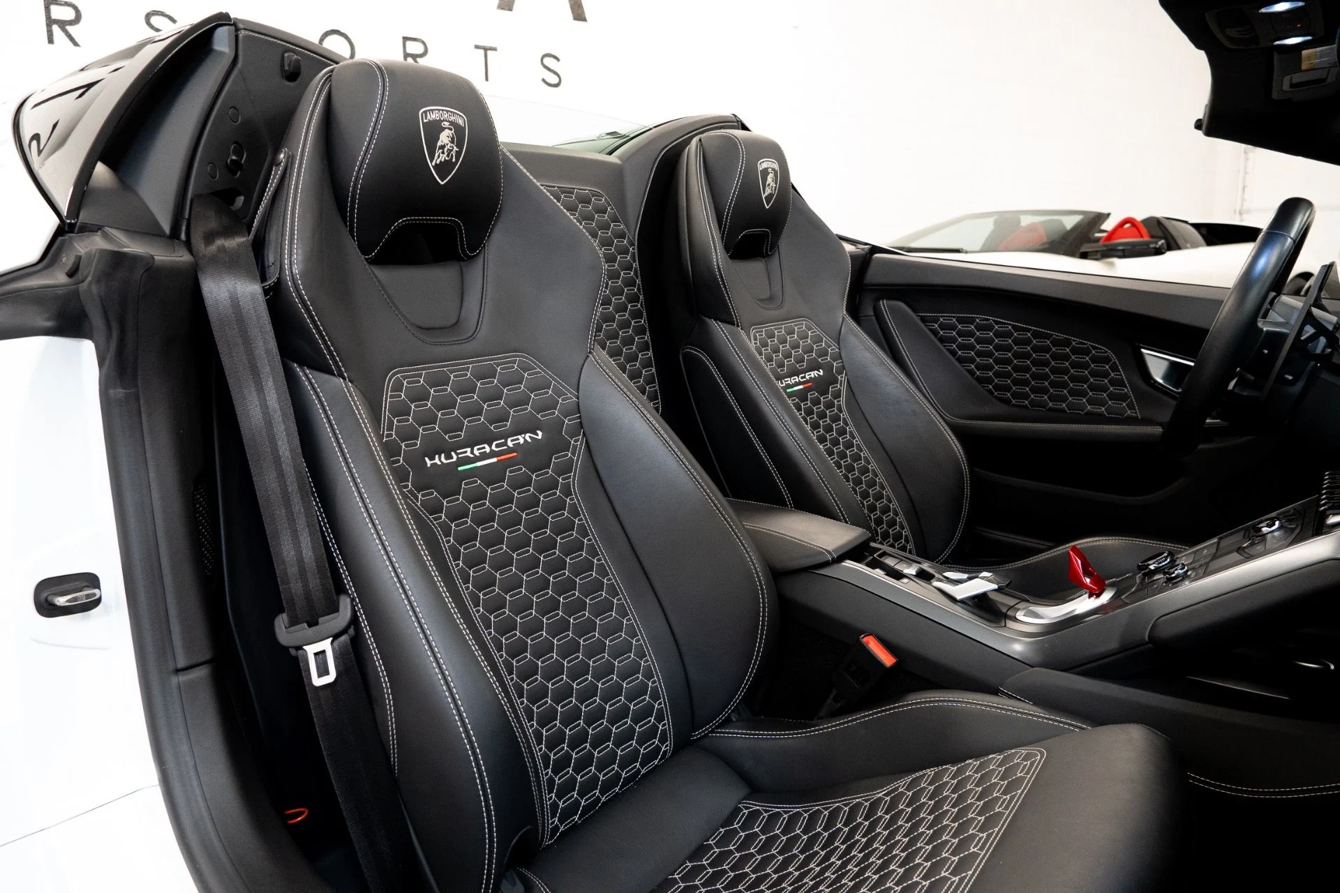 mph019_279811230_Used_2017_Lamborghini_Huracan_LP_580_2_Spyder_1772480495_4ecfe592e2