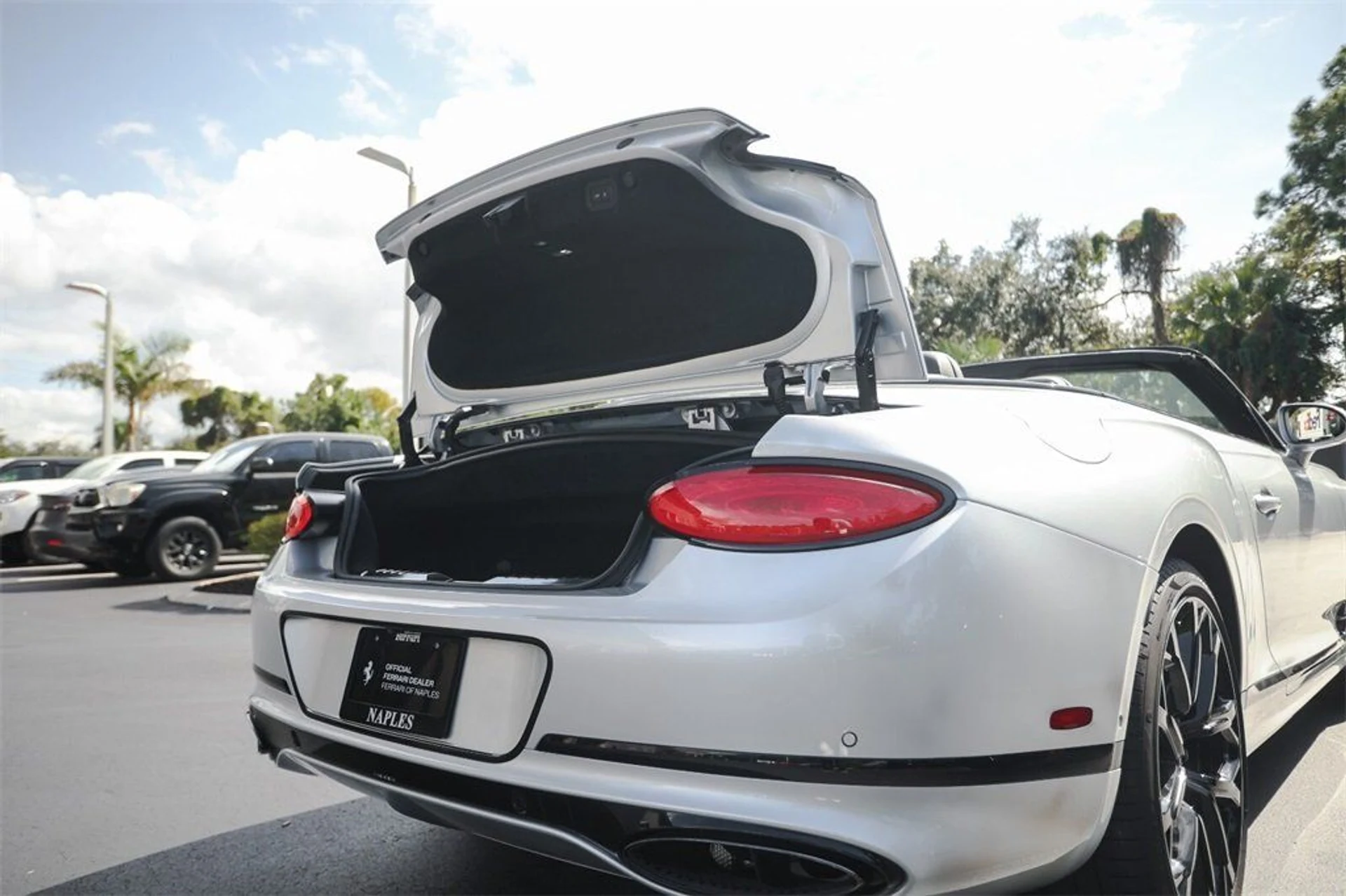 mph019_2798782512_b8e290e3cddf5003f04fd5a367f3eb83_8a383ca26d