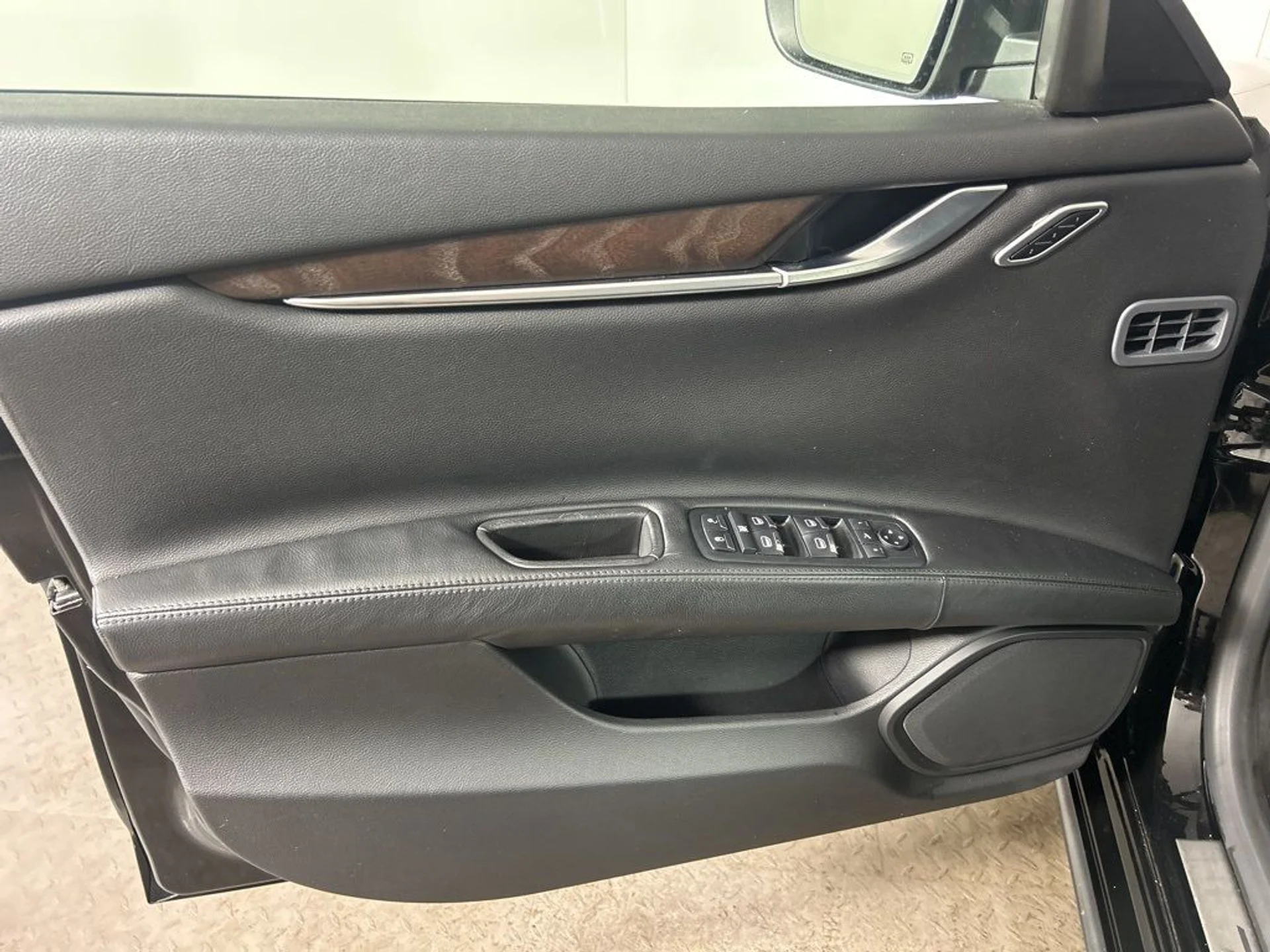 mph019_2799227953_e14ca3624782020b893bebfd20ce6357_0e57cad326