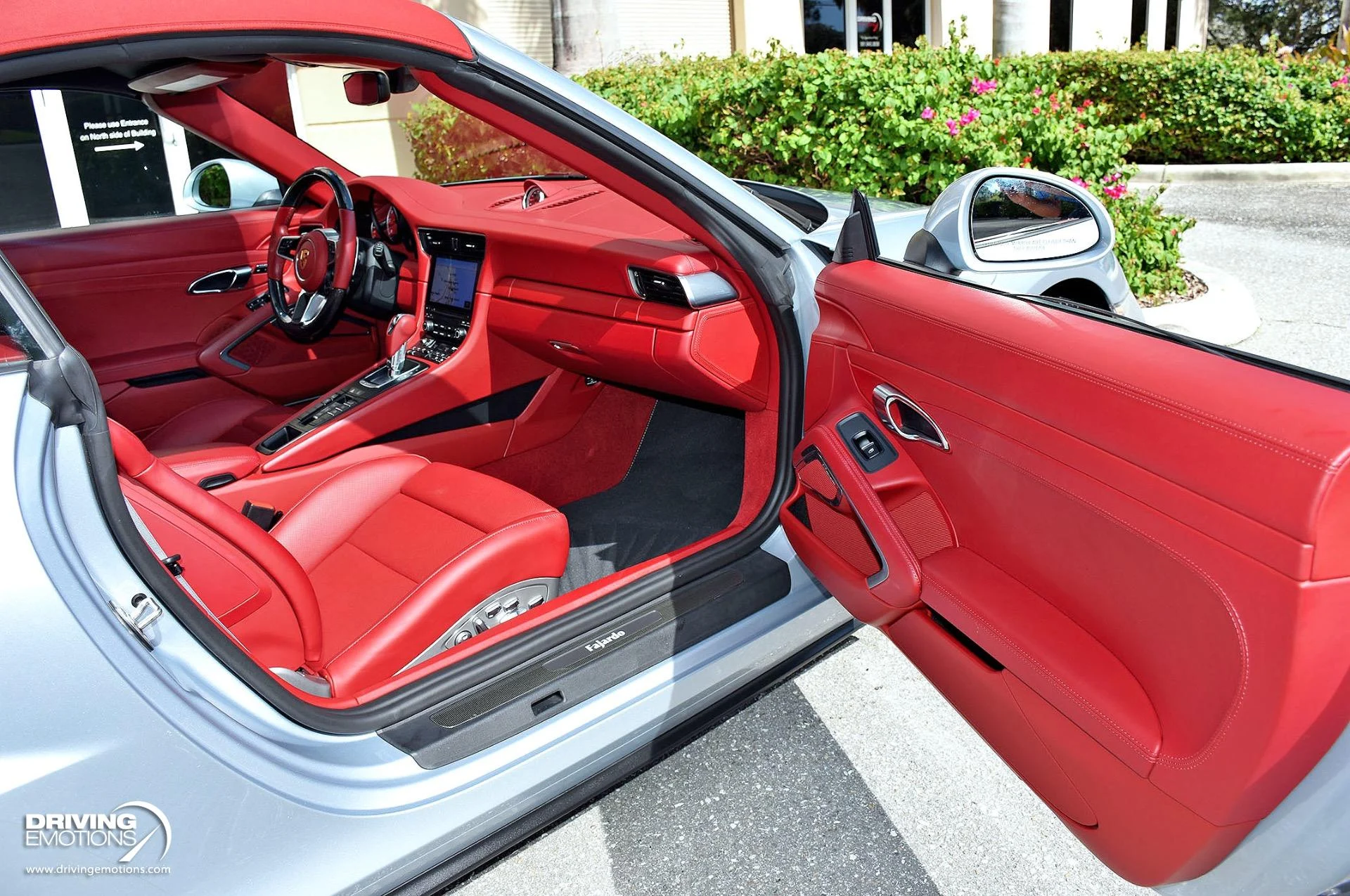 mph019_2806480926_866_p20_l_9803900dd3