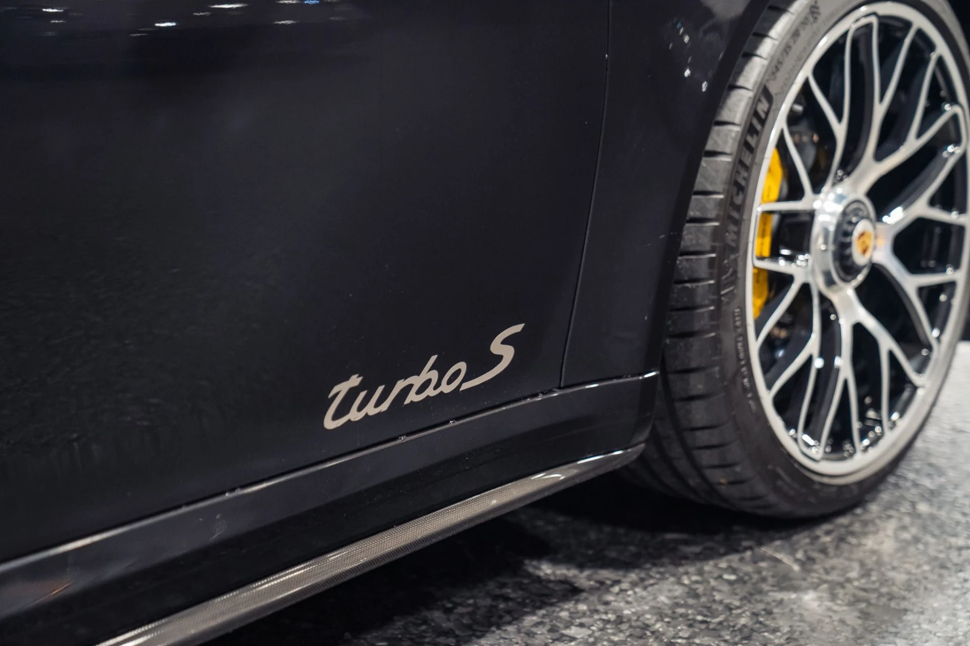 mph019_2809575042_Used_2014_Porsche_911_Turbo_S_Full_Carbon_Kit_1789225154_eea78970f3