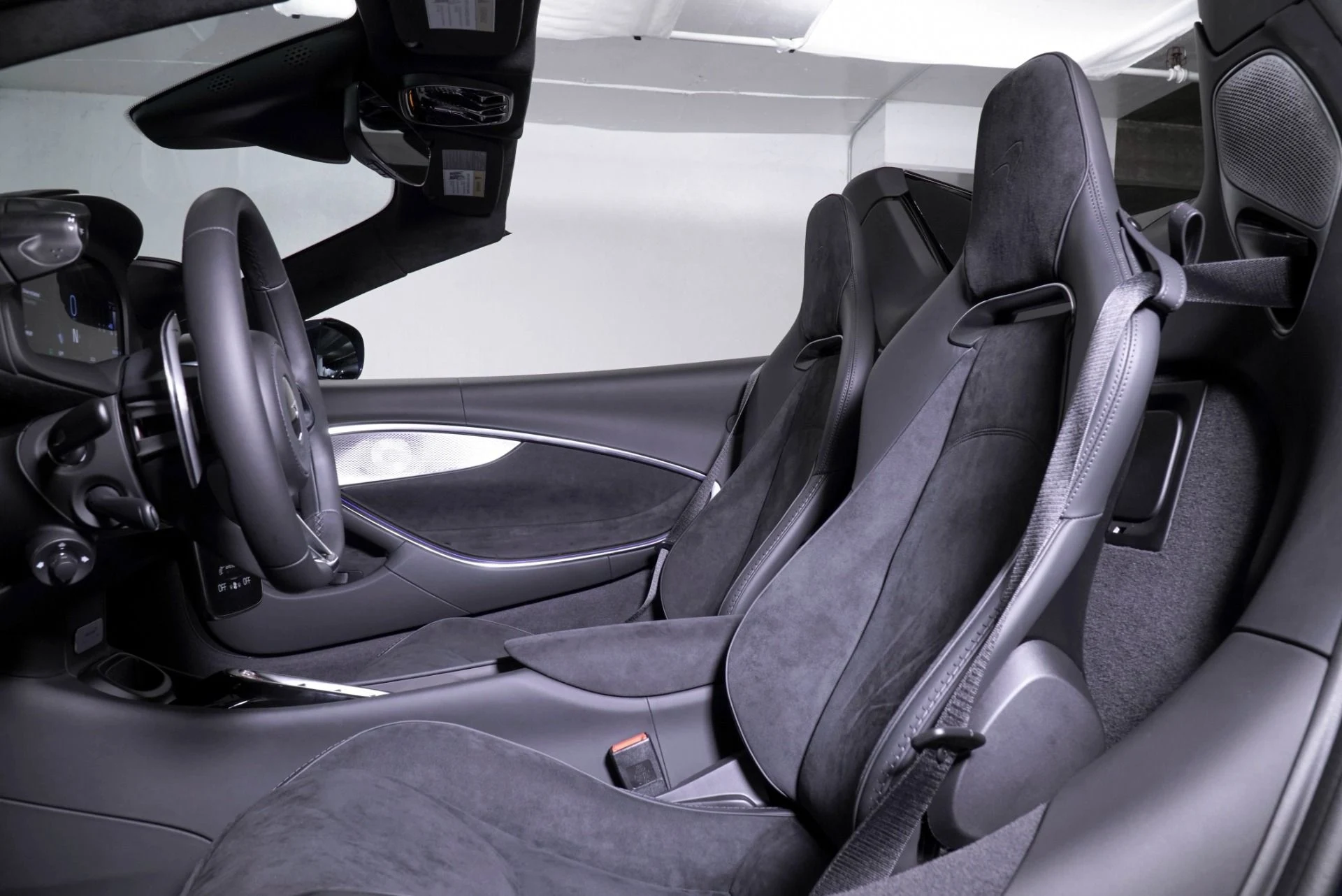 mph019_2832311487_New_2026_Mc_Laren_Artura_Spider_1768863635_fdd450c950