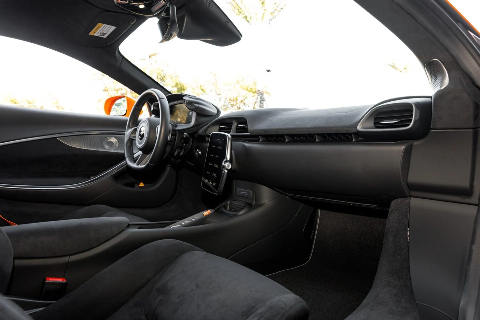 mph019_2837717472_617_p20_l_12fd63a7e6