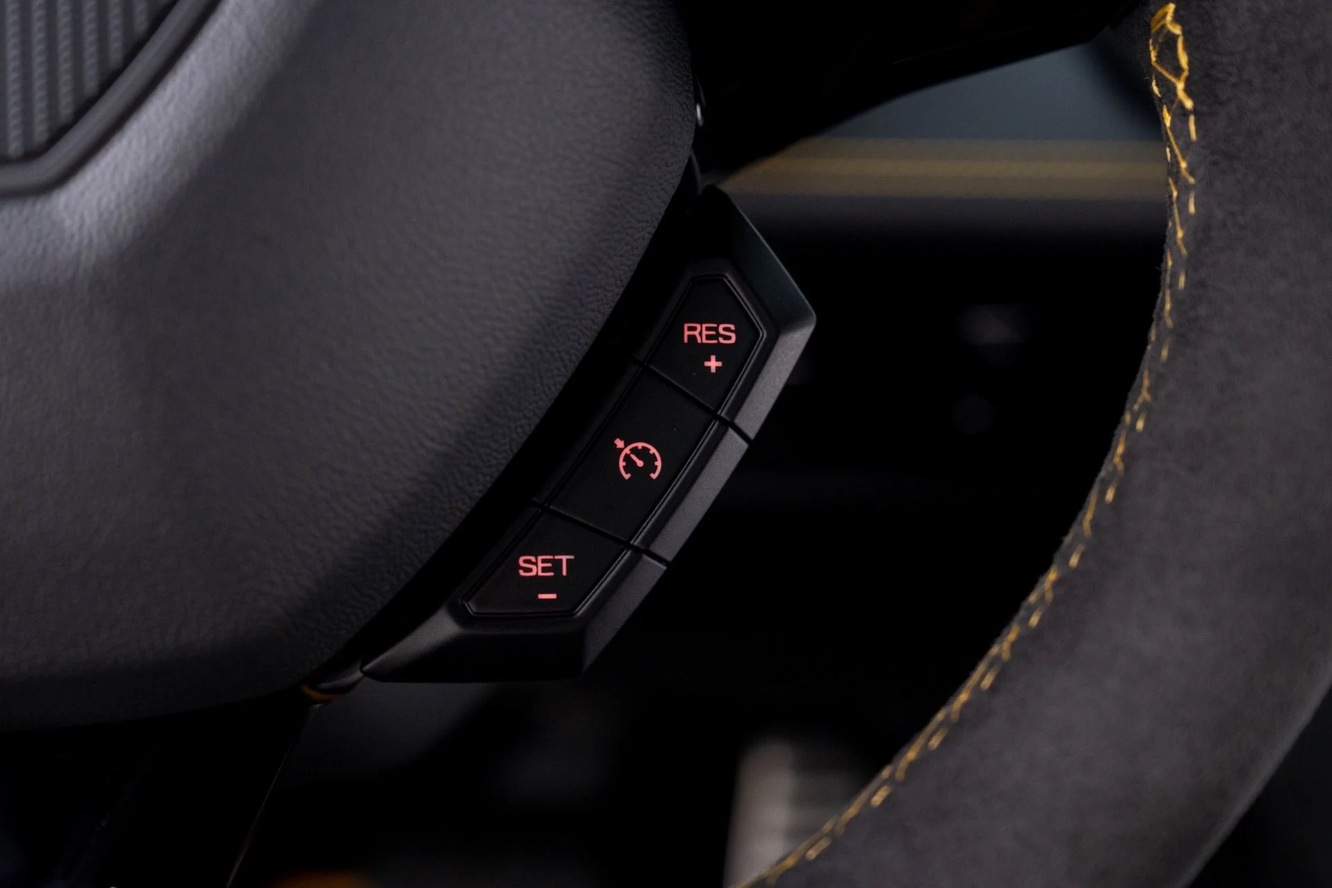 mph019_2838762355_Used_2023_Lamborghini_Huracan_Tecnica_1781822997_076de556fc