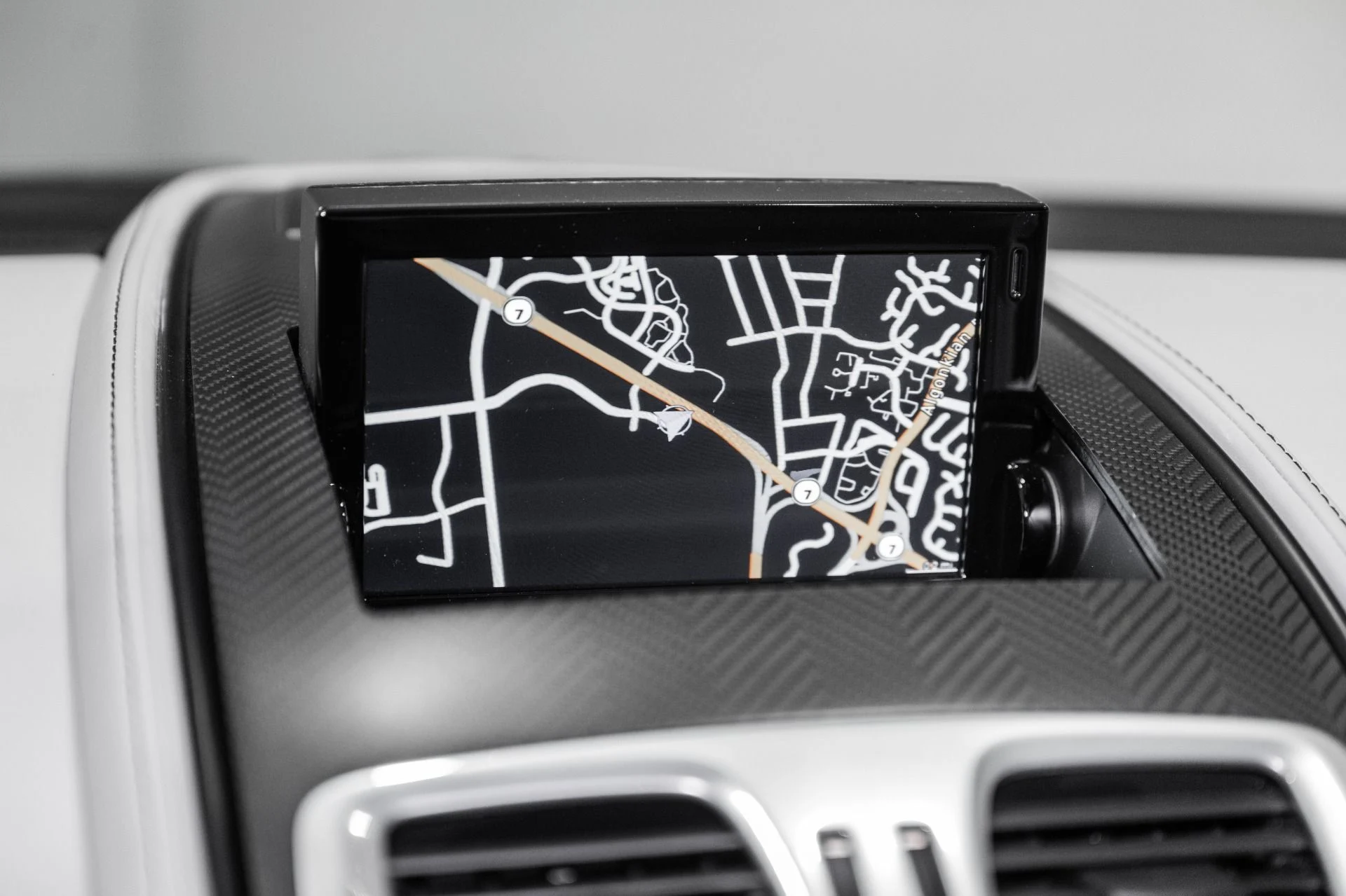 mph019_2840385044_Used_2016_Aston_Martin_Vanquish_V12_1770132200_c45ab293bb