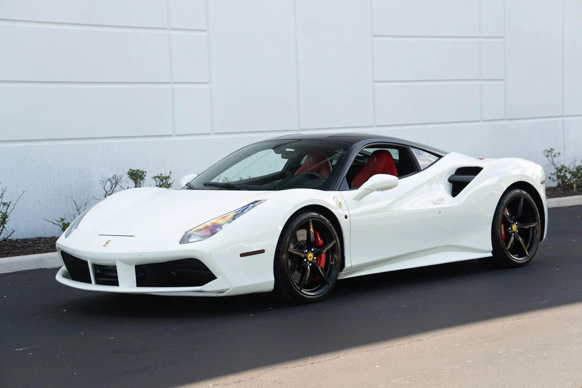 mph019_2842461283_Used_2017_Ferrari_488_GTB_1776194926_e1ed8eca0e