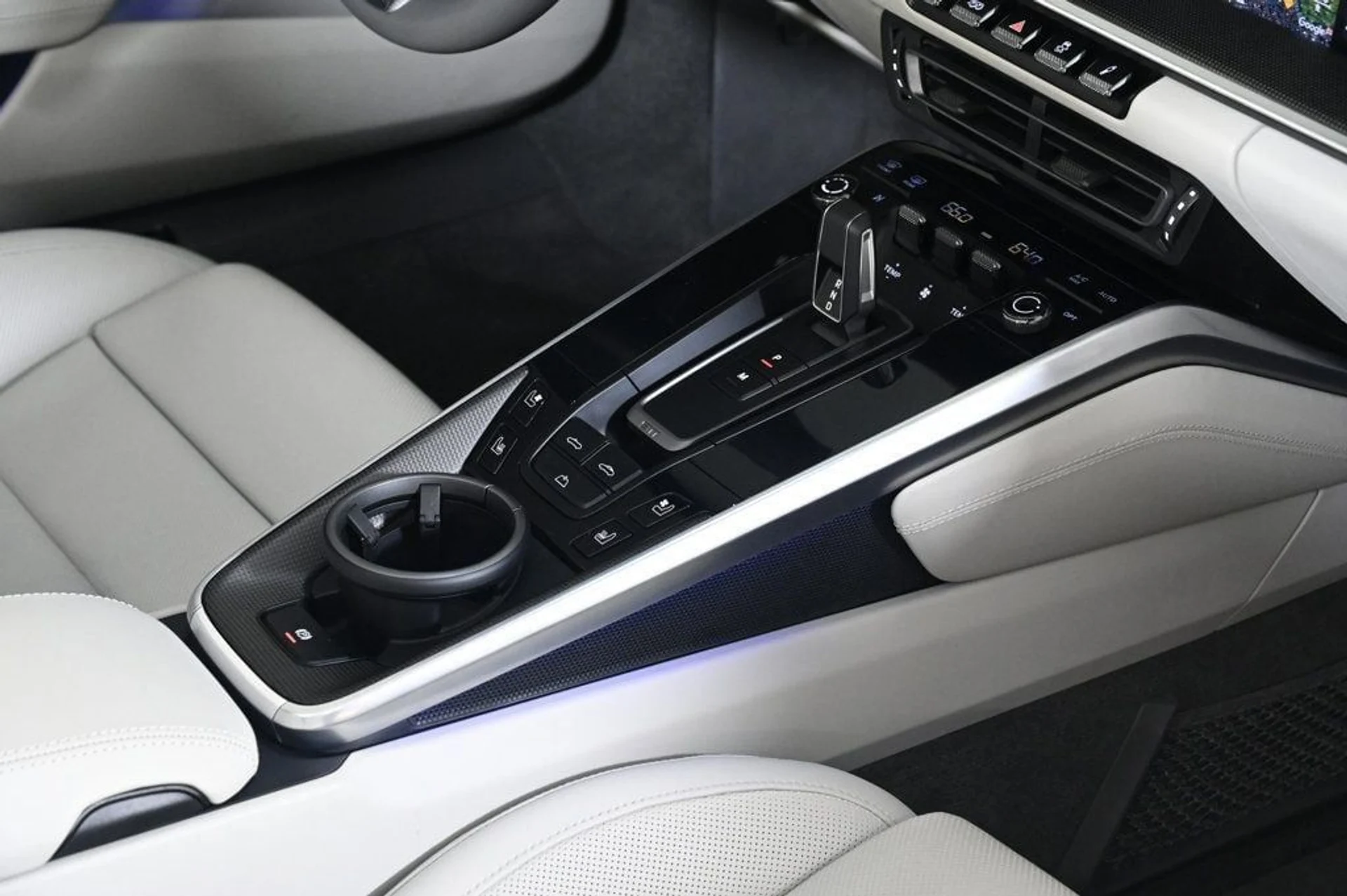 mph019_2843126893_d402ec5c8a4f46e9ba6e3c471d73e7e6_08f78b16fa