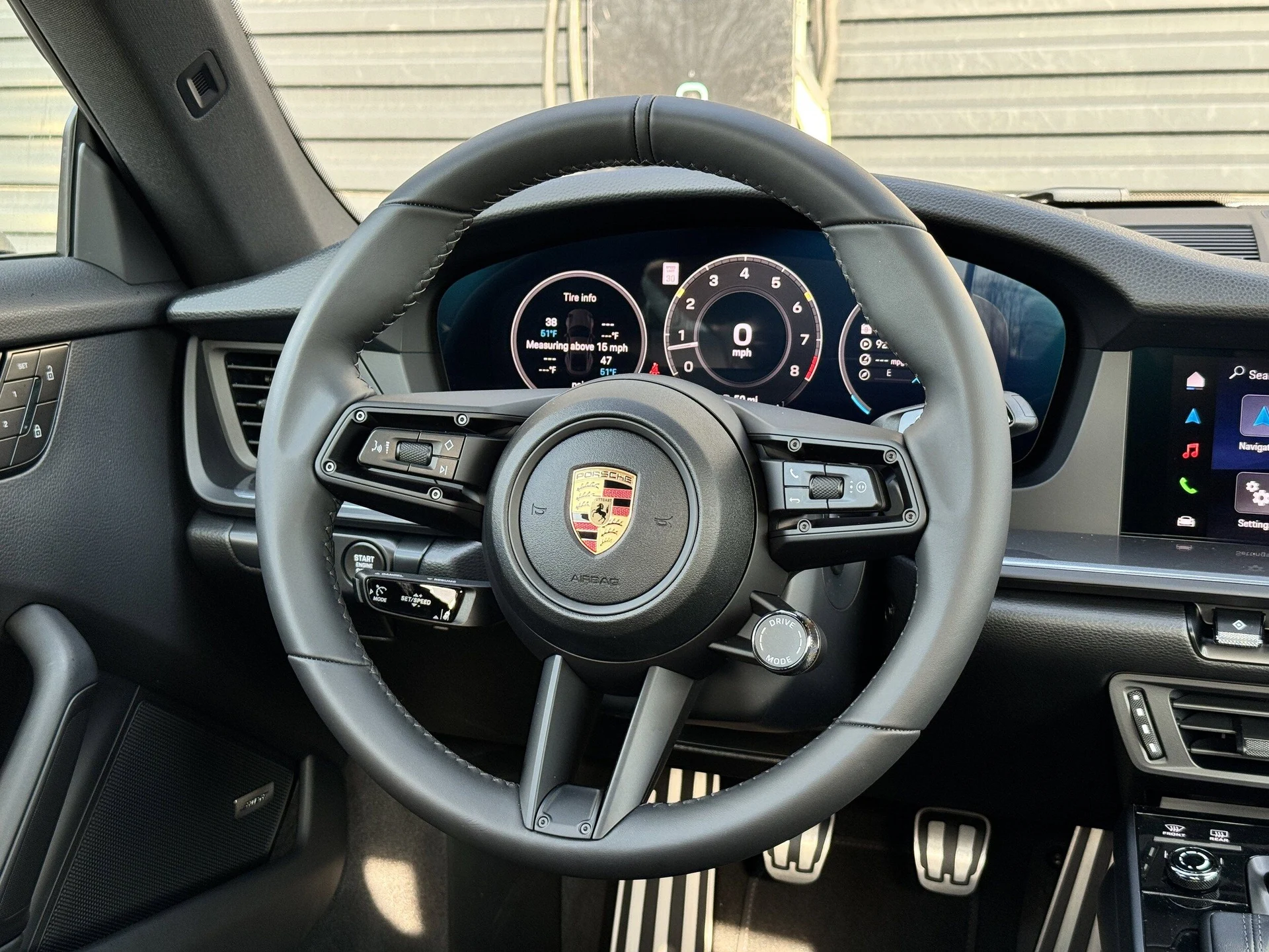 mph019_284421308_49c52ff43af38619b144142c577c3c0ax_14fc4bb437