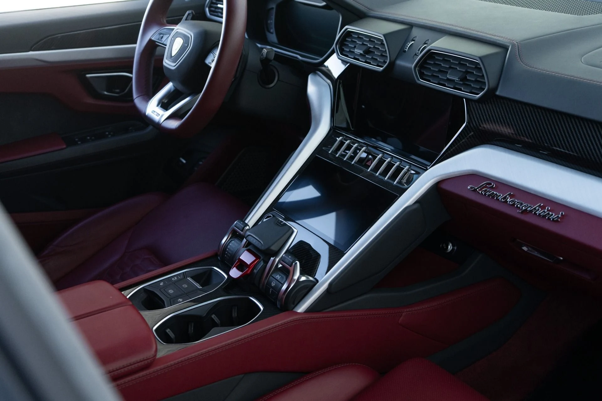 mph019_2849887639_Used_2021_Lamborghini_Urus_1768598799_12f7263bed