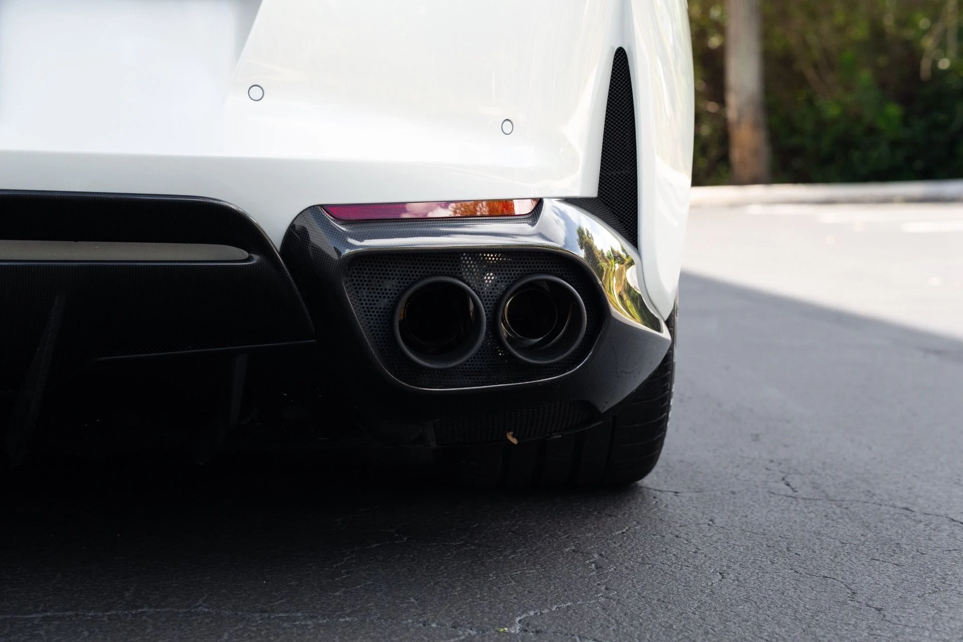 mph019_2850507600_Used_2021_Ferrari_812_GTS_1770760683_82d9ceccd3