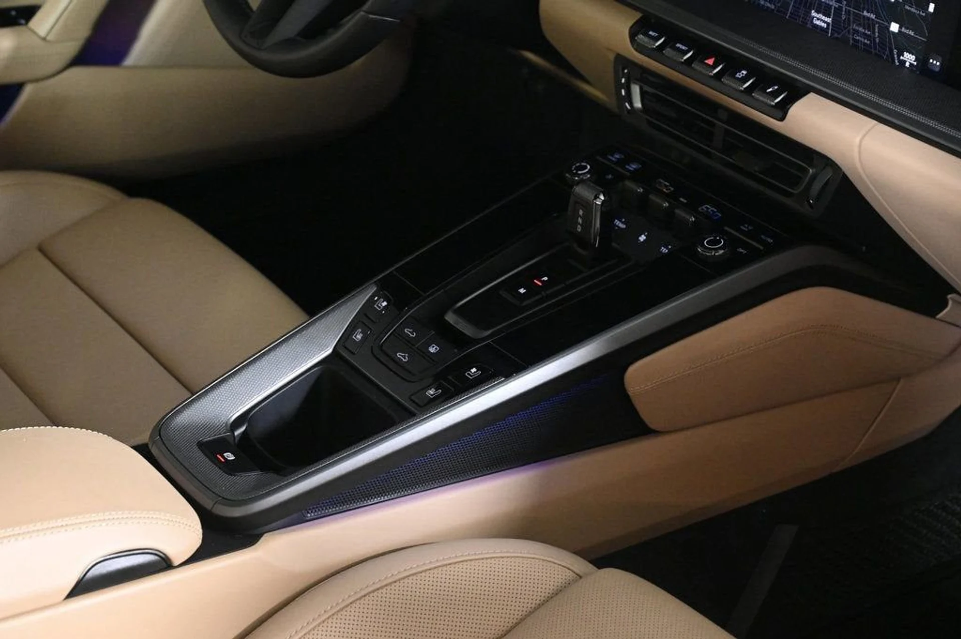 mph019_2860972029_23d93ffa7e6144dd9bc6575c0add3e02_50cb433f4e