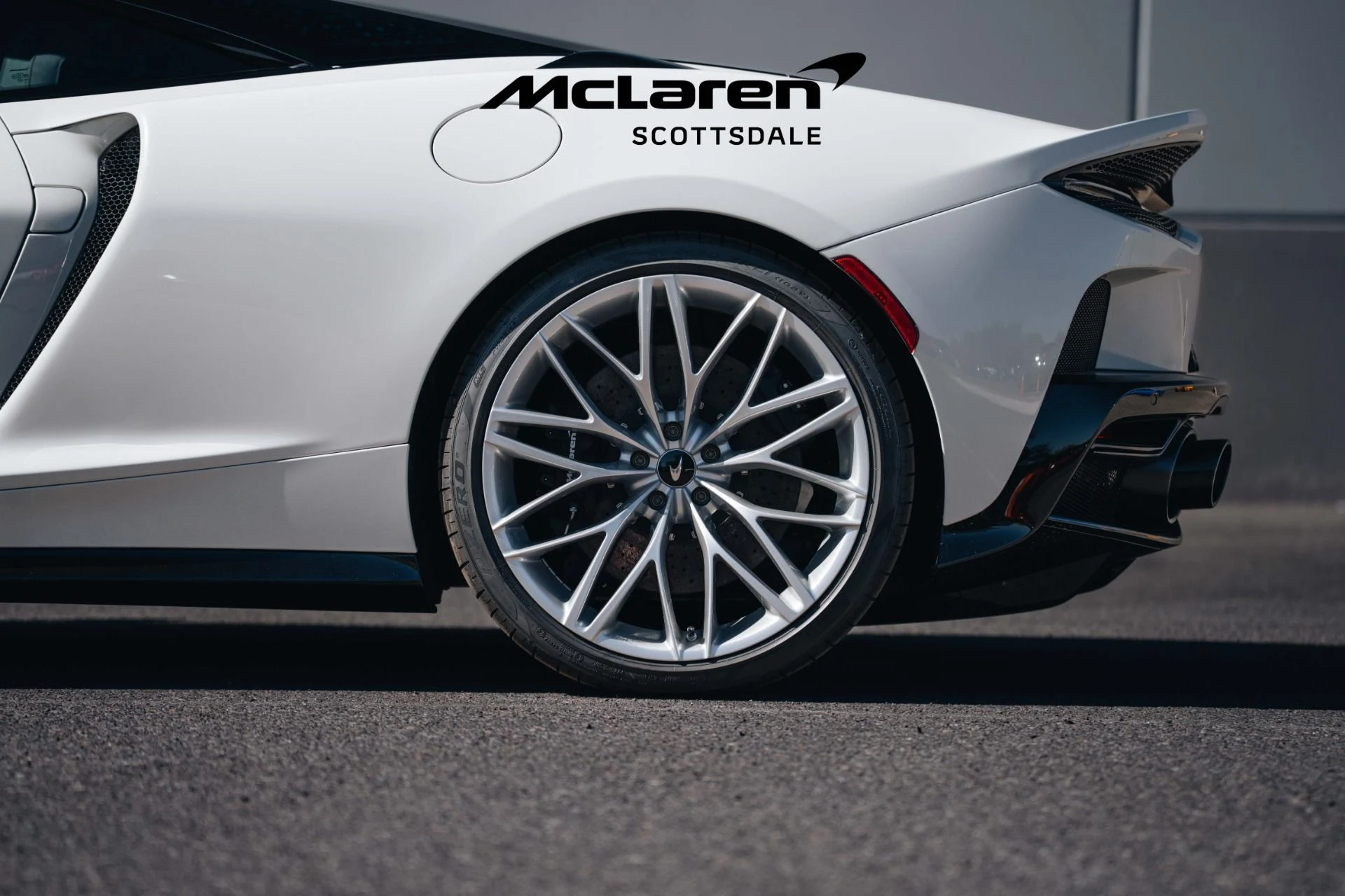 mph019_2861235314_Used_2025_MCLAREN_GTS_1745592608_66ca5638bc