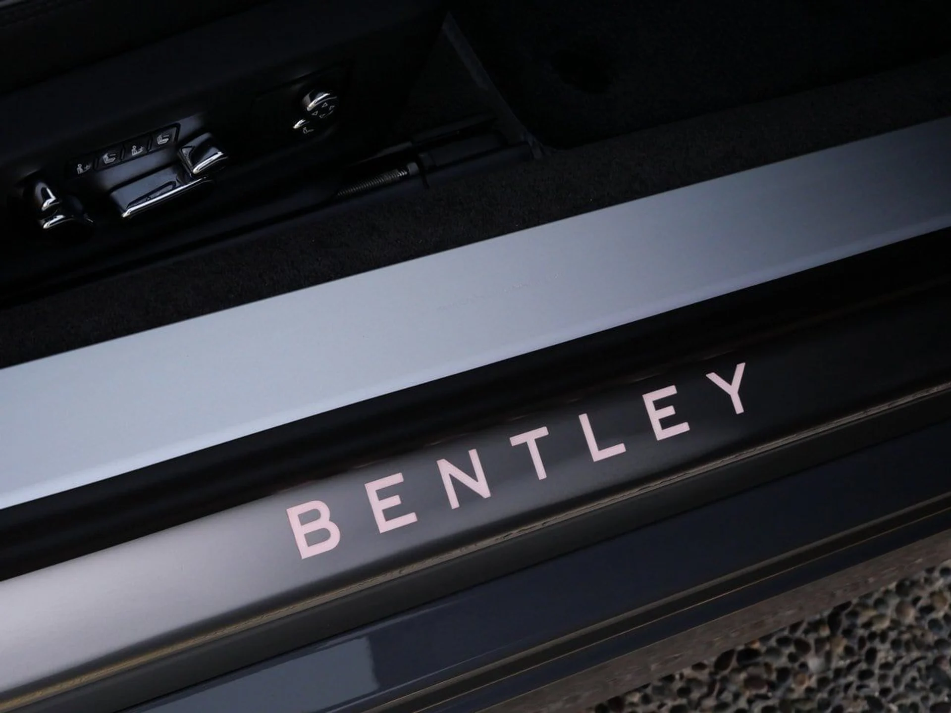 mph019_2869055638_b947fe87787142c36973a34a805175f0x_ada4db2b28