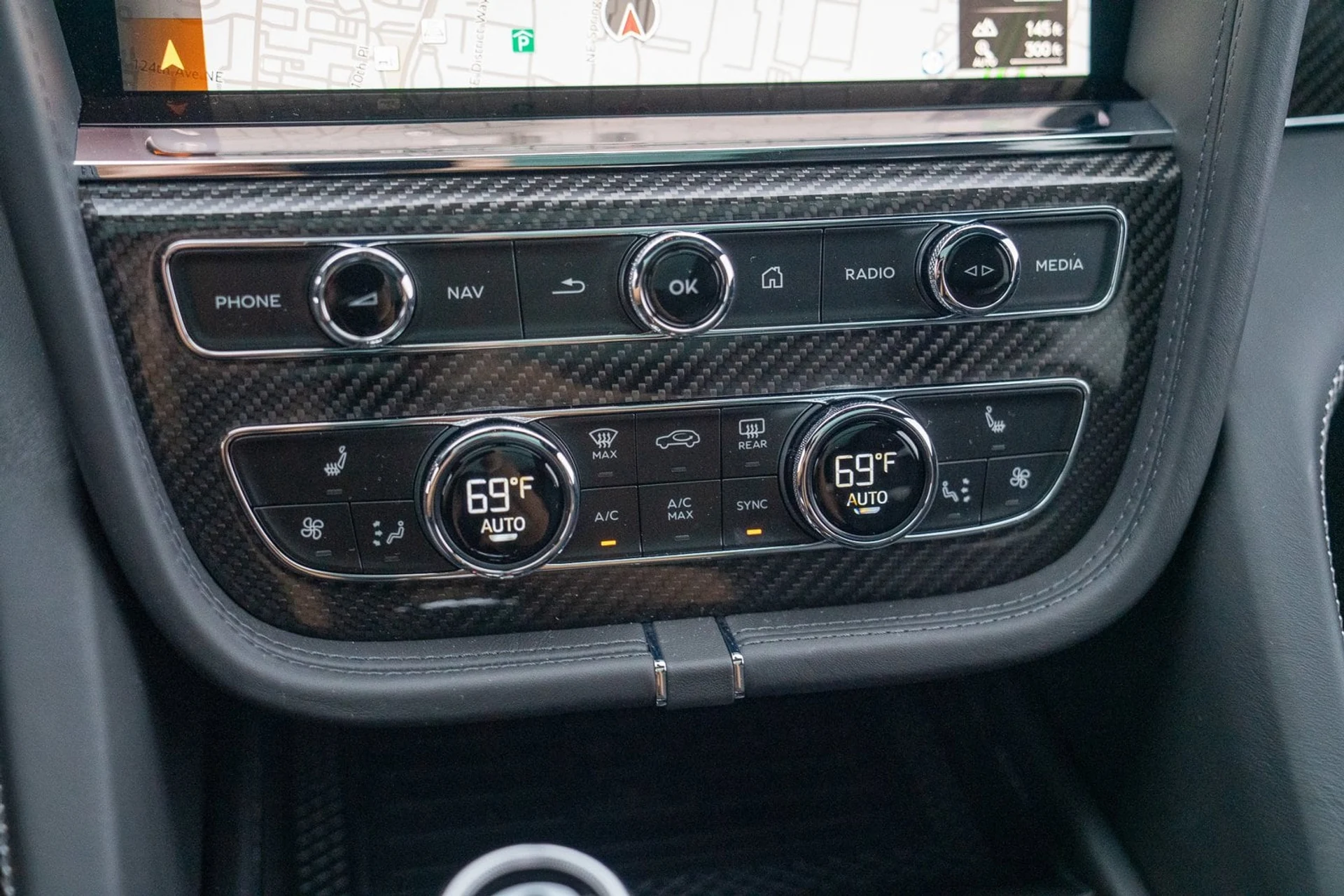 mph019_2870844220_71cee6b2a76cf610c9affc28be98c59ax_513c1b27fe