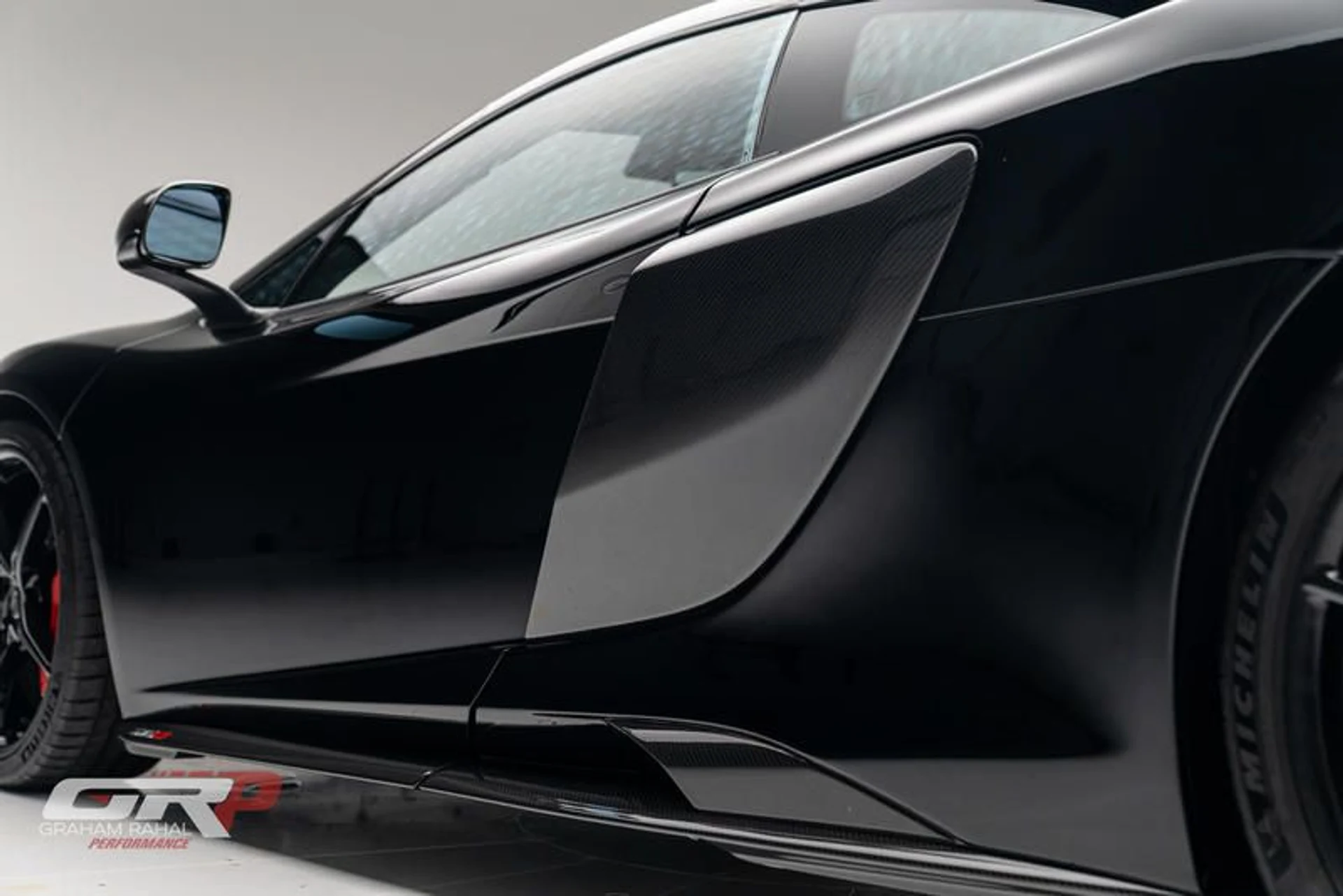 mph019_2872827398_F159_BE_4_D_2_F9_C_44_D1_9_E83_7_E9_C92_D2_D56_D_8486230f50